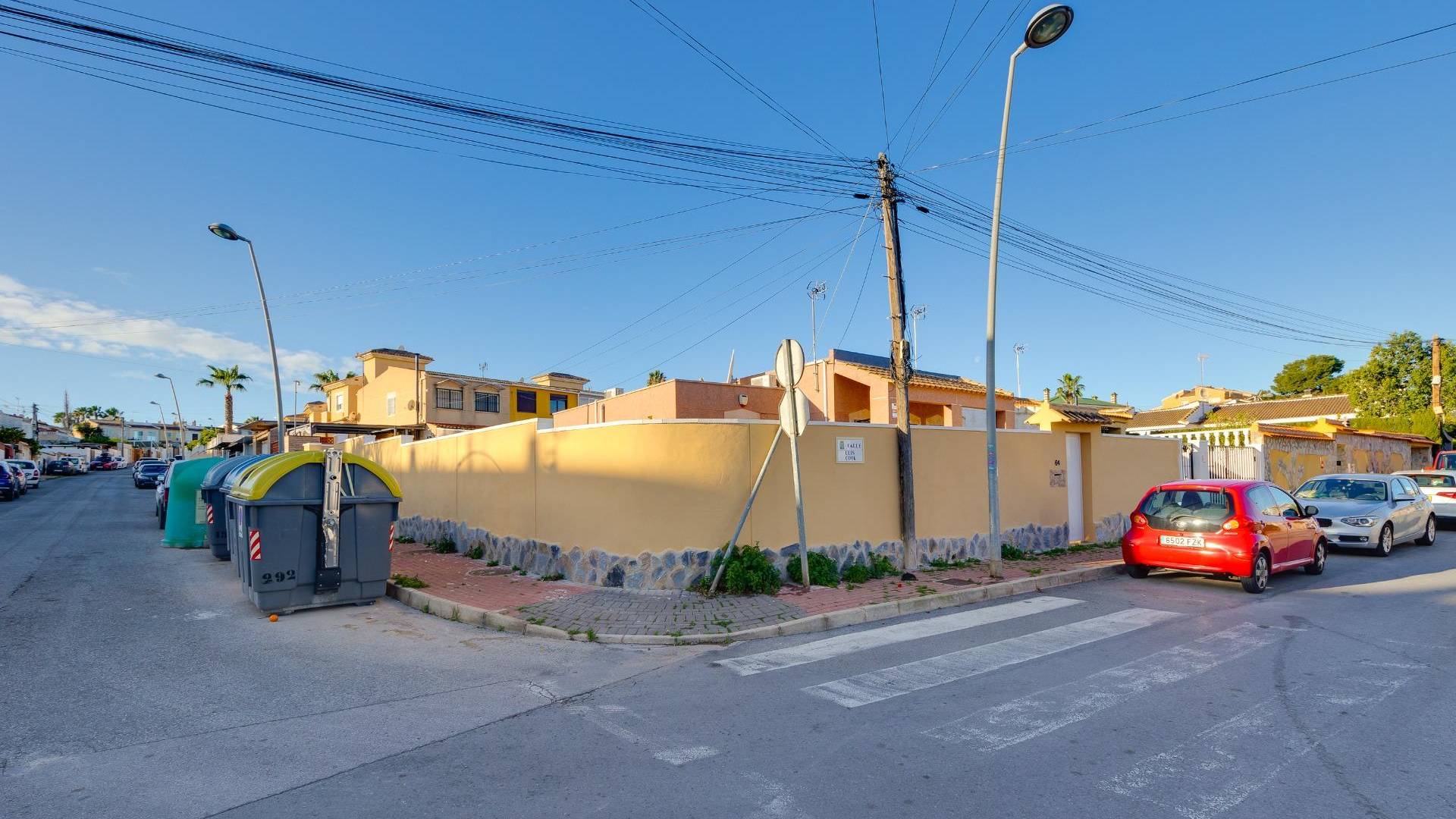 Gebraucht - Townhouse - Torrevieja - Los Balcones - Los Altos del Edén