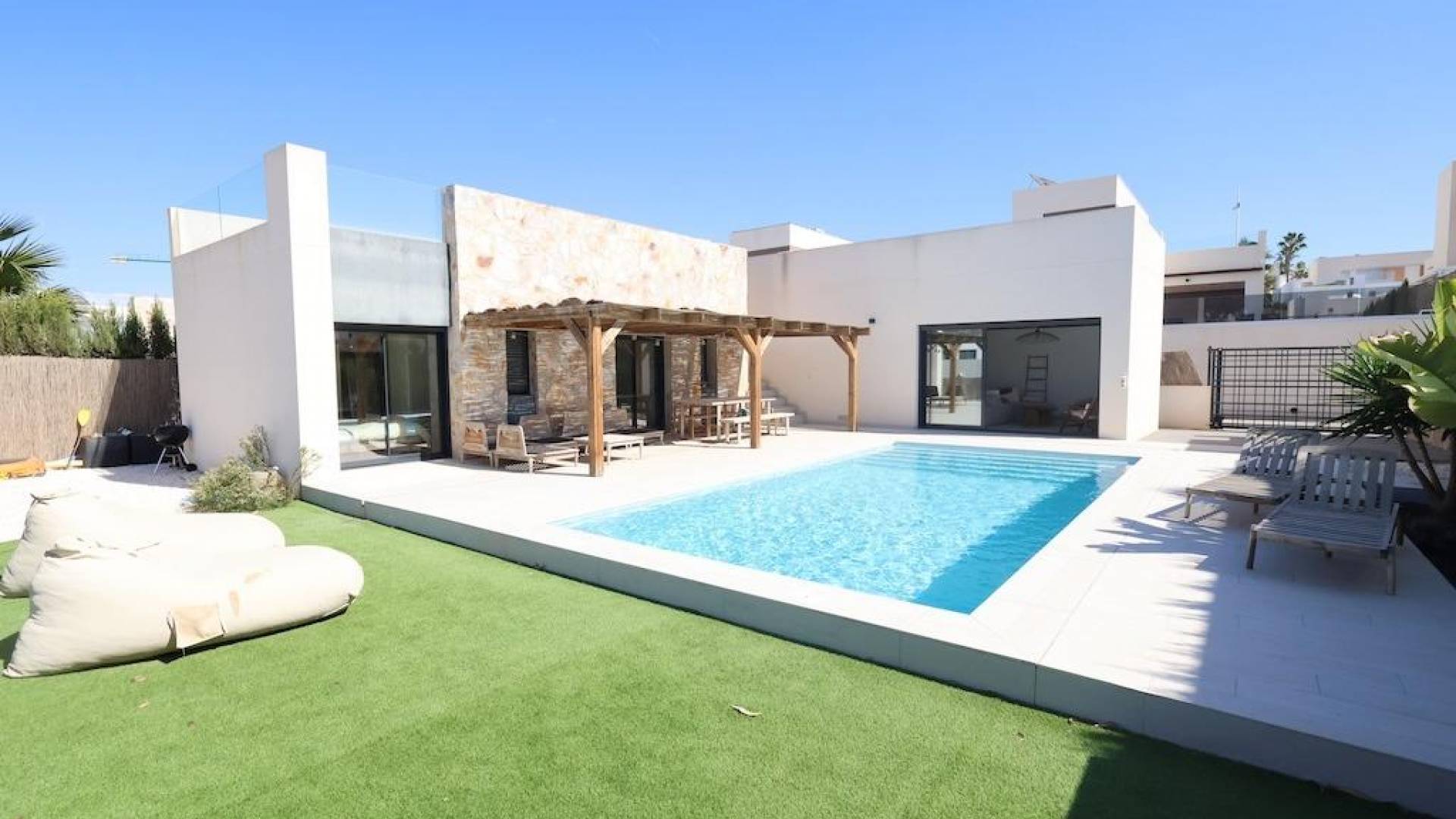 Gebraucht - Unabhängige Villa - Algorfa - La Finca Golf