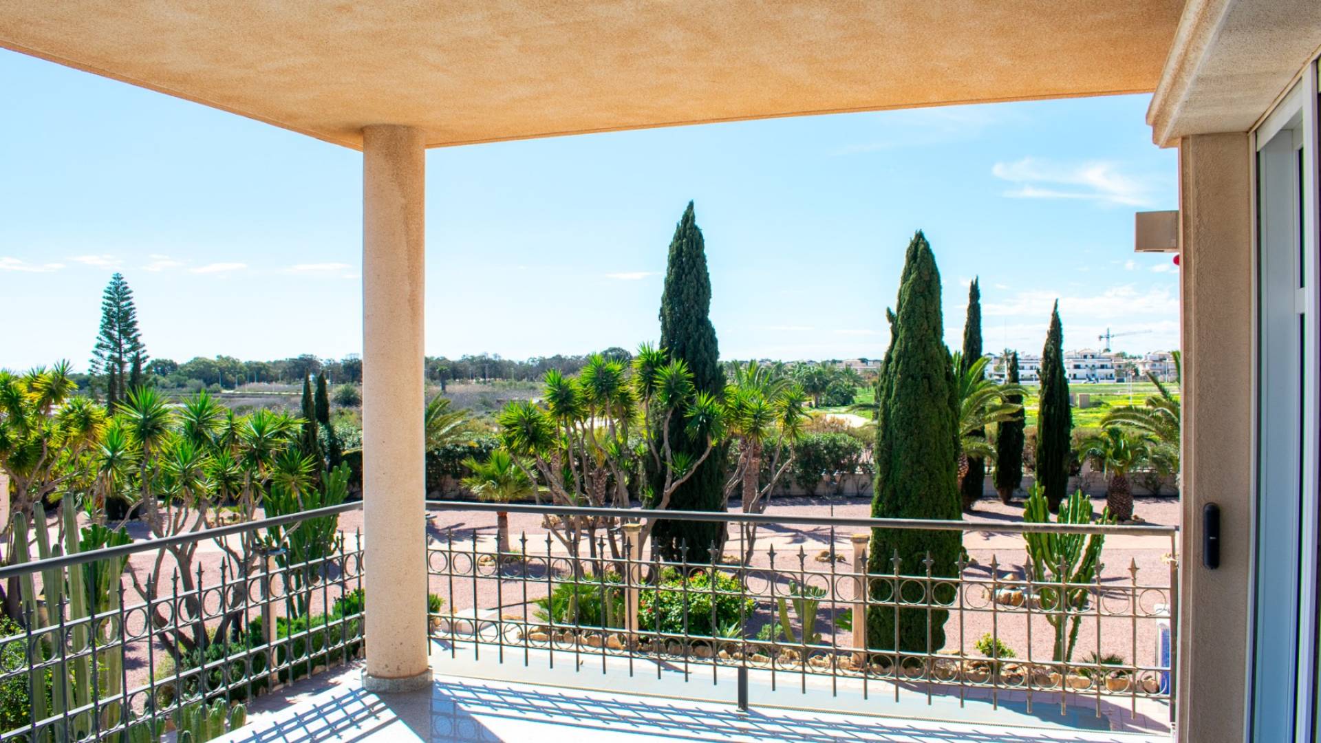 Gebraucht - Unabhängige Villa - Elche - LA MARINA