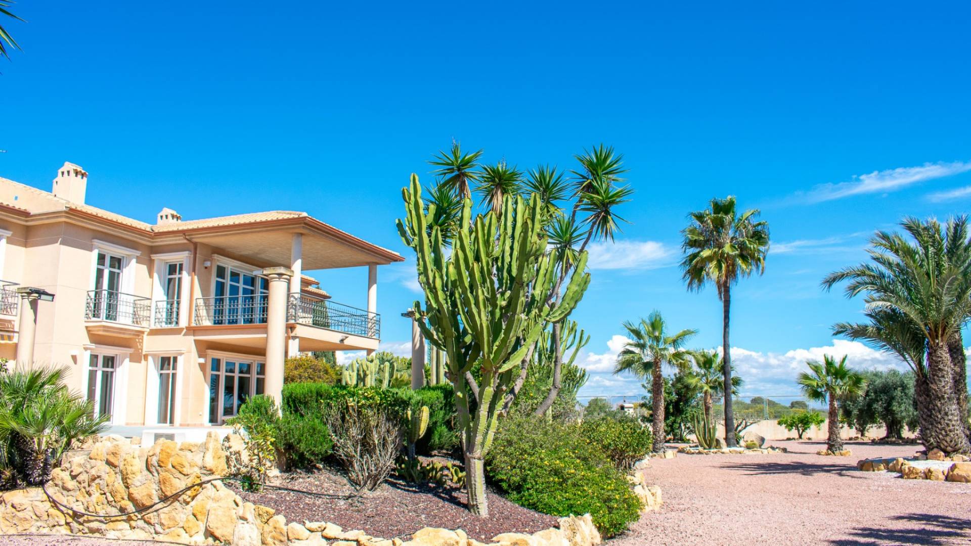 Gebraucht - Unabhängige Villa - Elche - LA MARINA