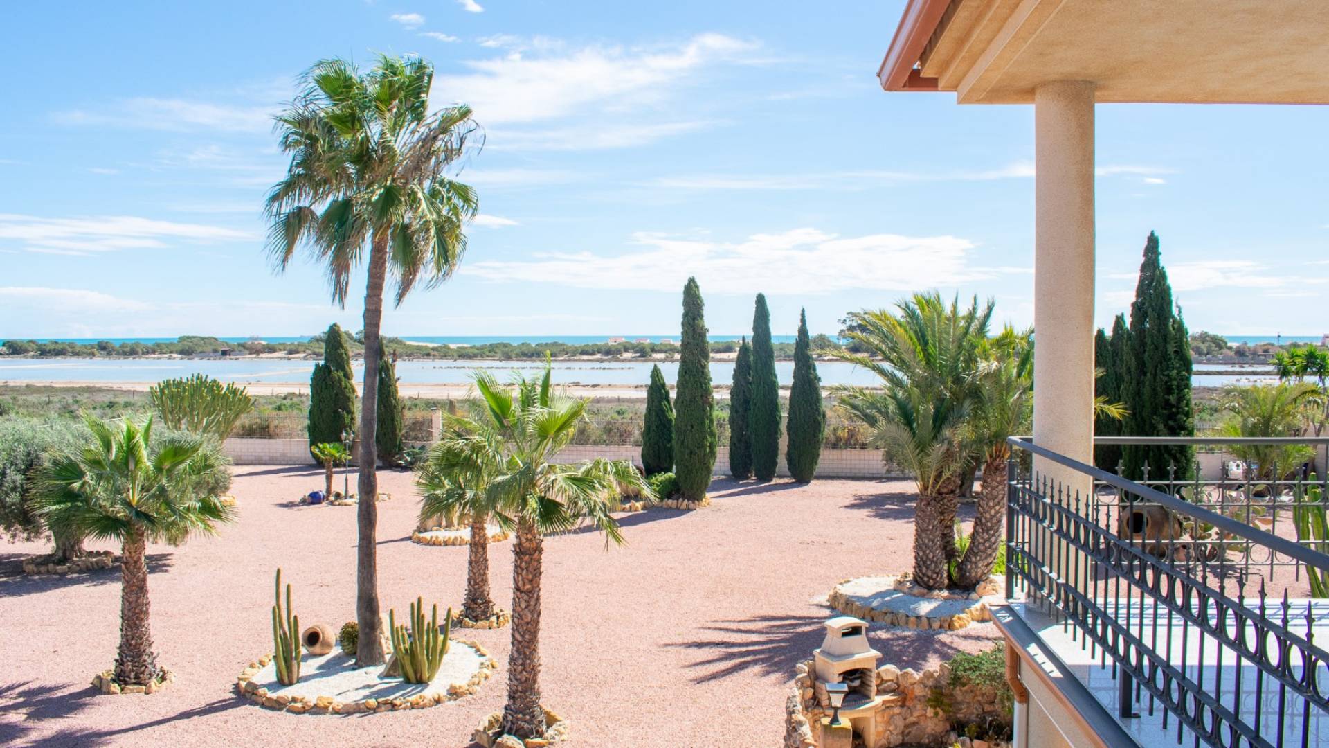 Gebraucht - Unabhängige Villa - Elche - LA MARINA