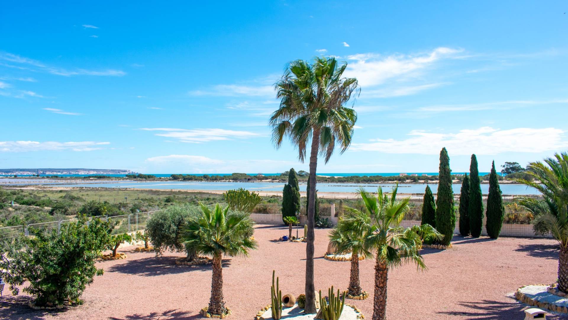 Gebraucht - Unabhängige Villa - Elche - LA MARINA