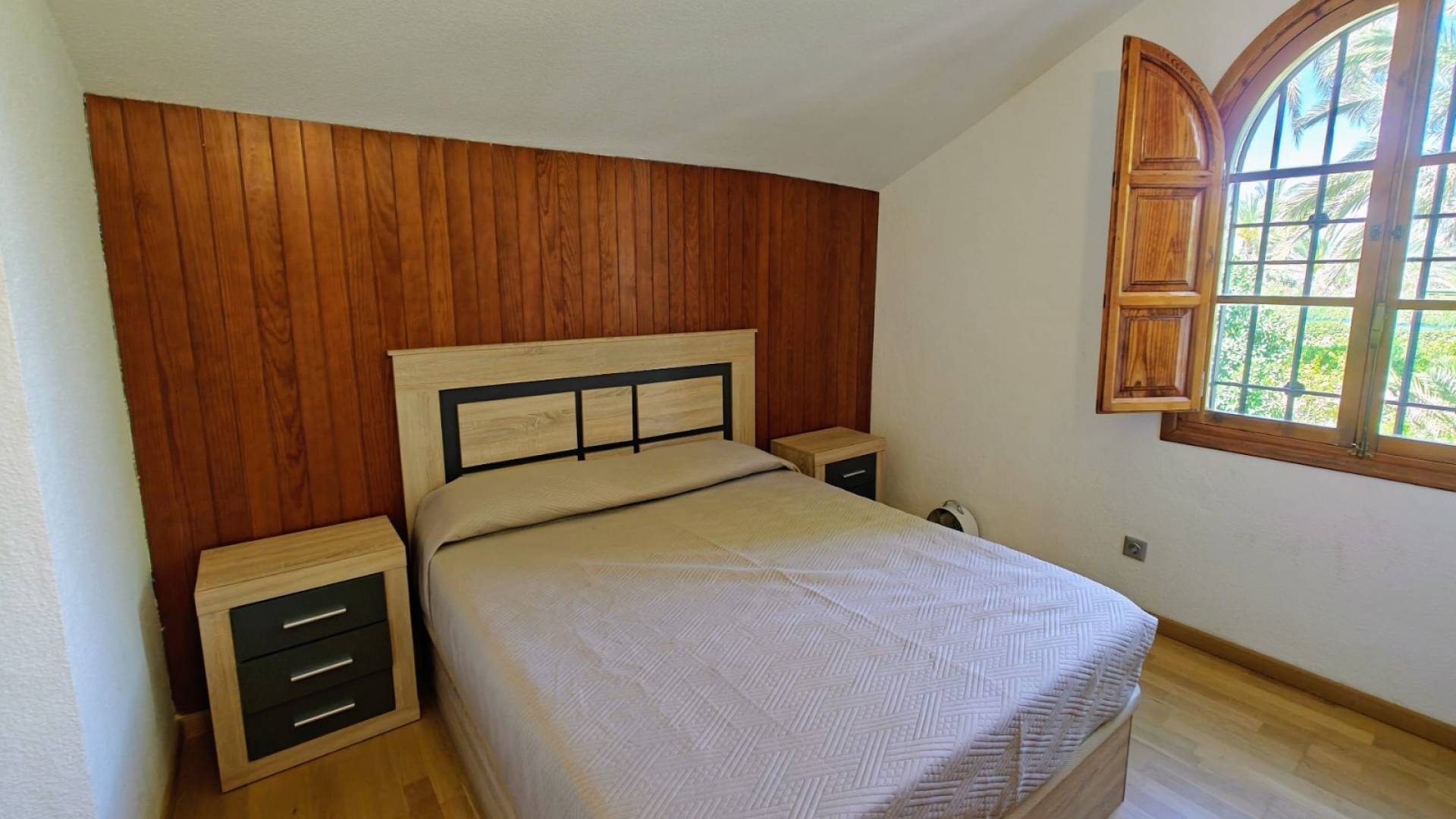 Gebraucht - Unabhängige Villa - Elche