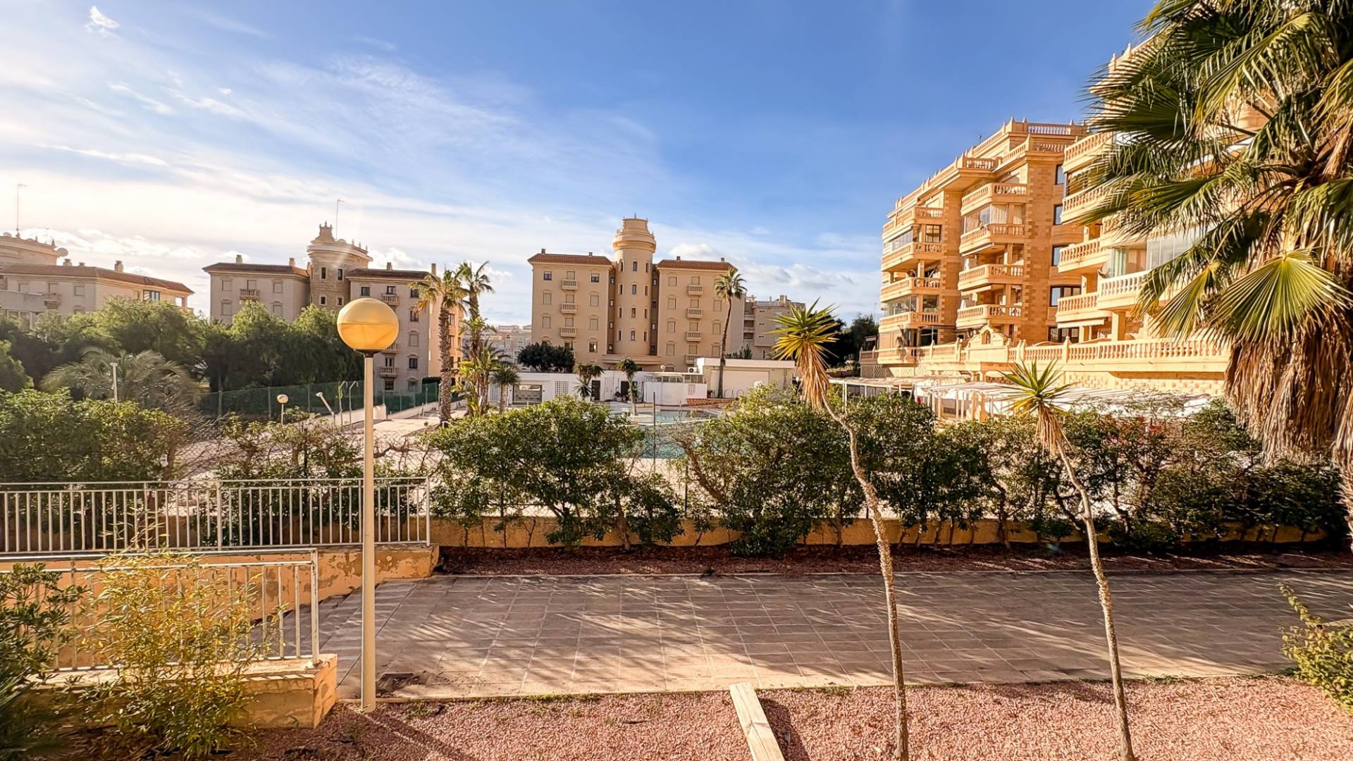 Gebraucht - Unabhängige Villa - Guardamar del Segura - Guardamar Playa