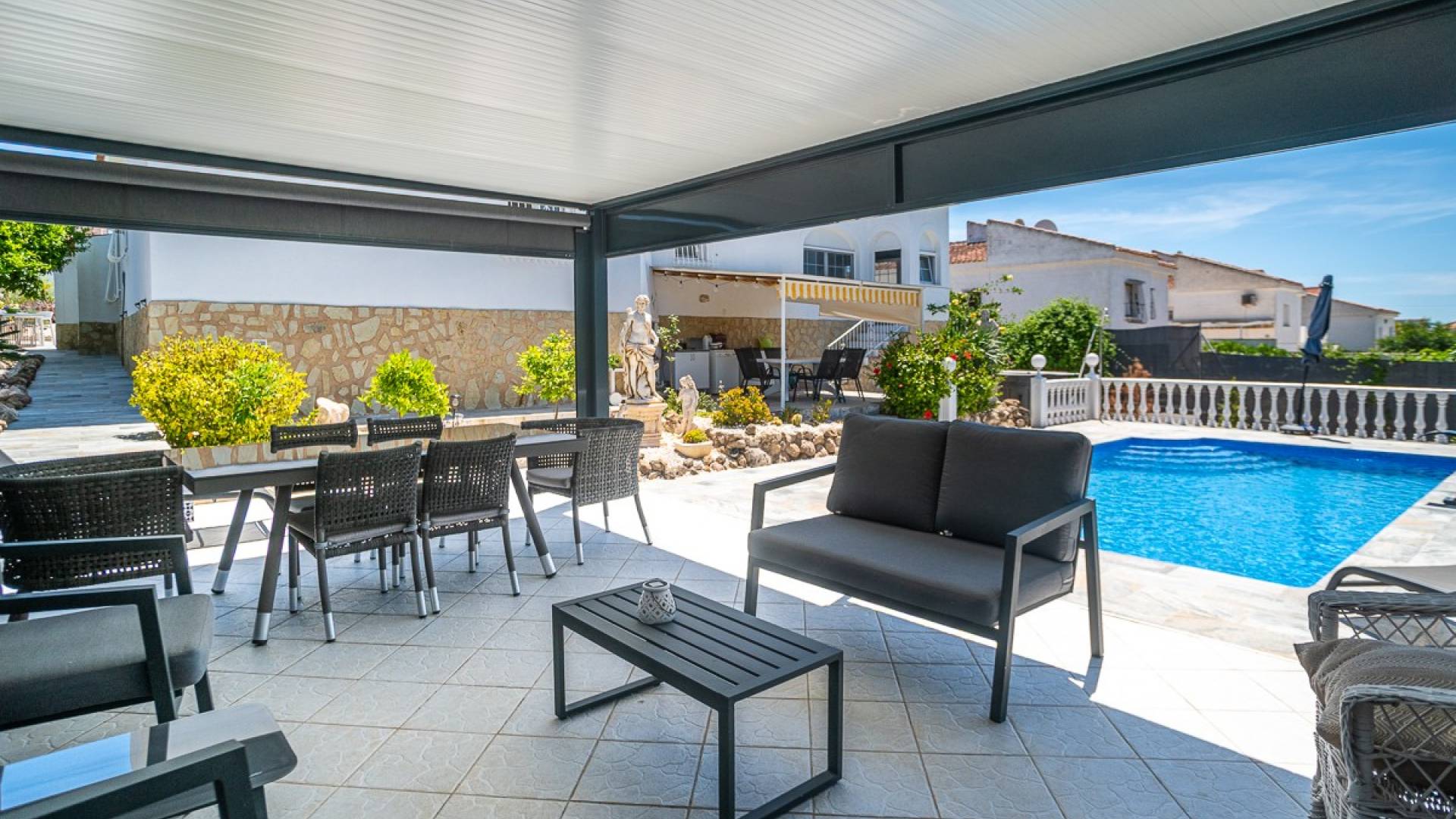 Gebraucht - Unabhängige Villa - La marina - LA MARINA