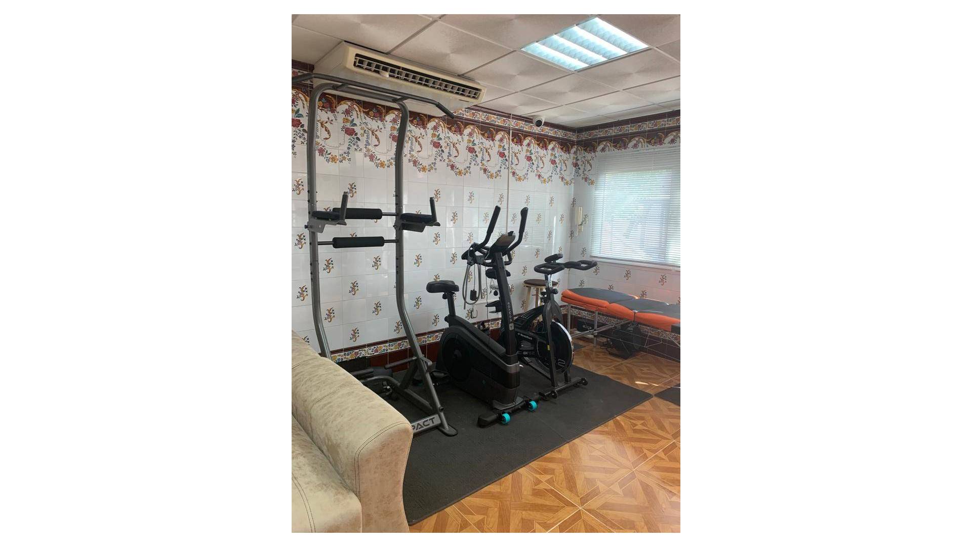 Gebraucht - Unabhängige Villa - Novelda