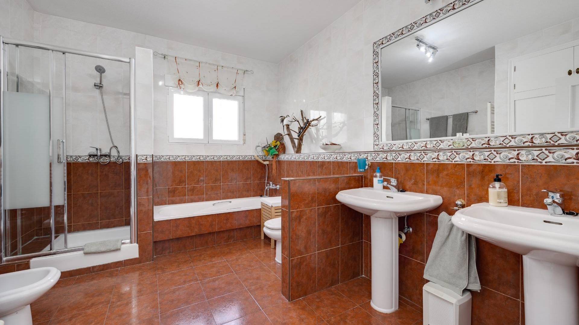 Gebraucht - Unabhängige Villa - Orihuela Costa - La Regia