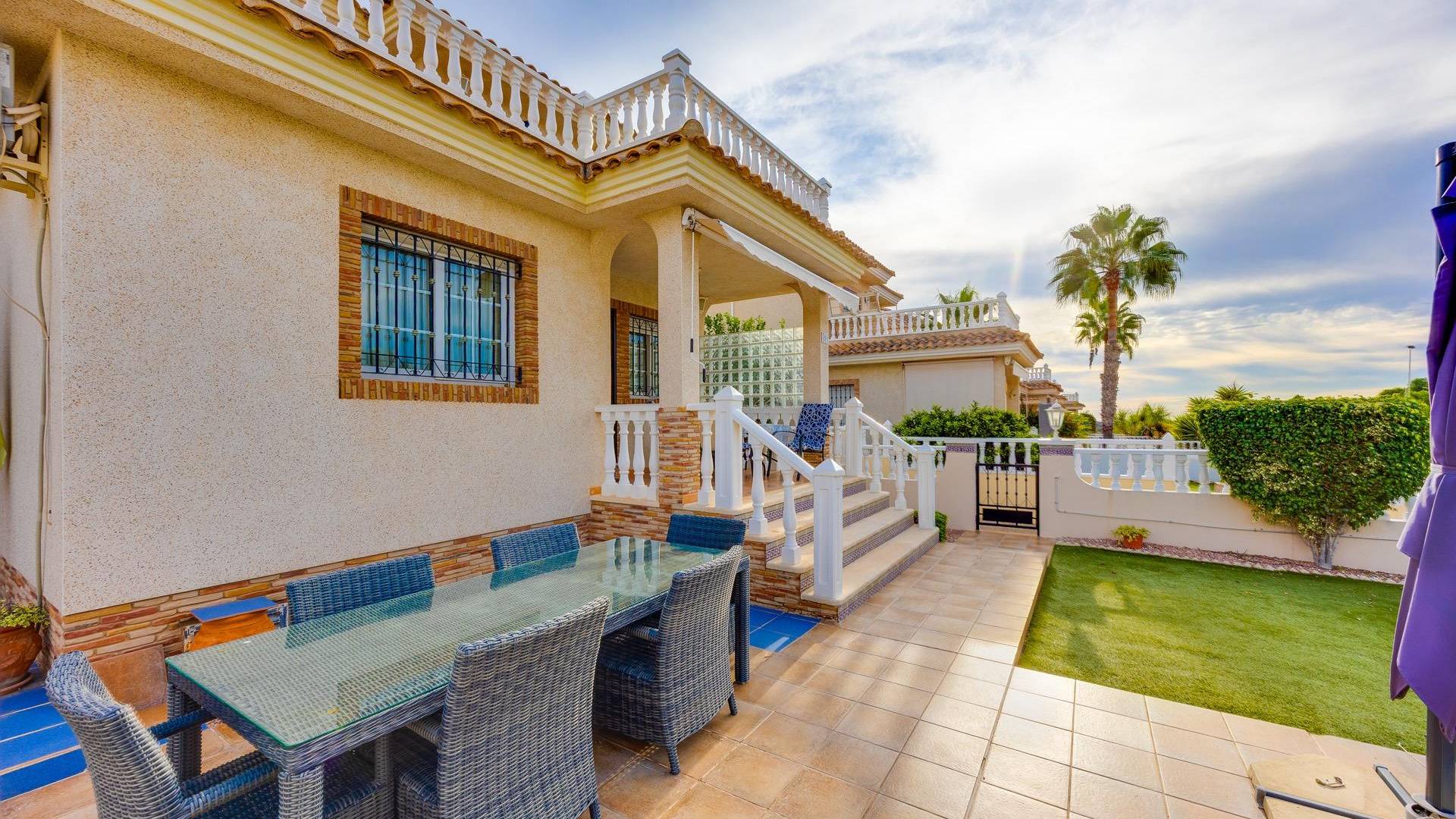 Gebraucht - Unabhängige Villa - Orihuela Costa - Los Dolses