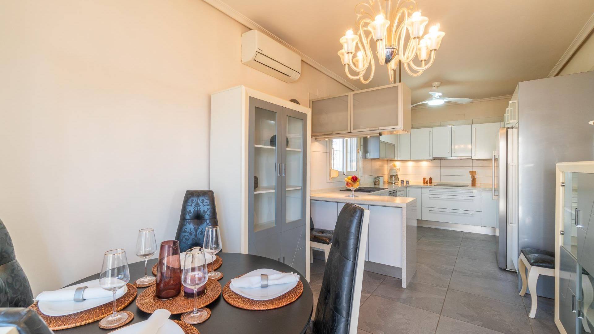Gebraucht - Unabhängige Villa - Orihuela Costa - Playa Flamenca