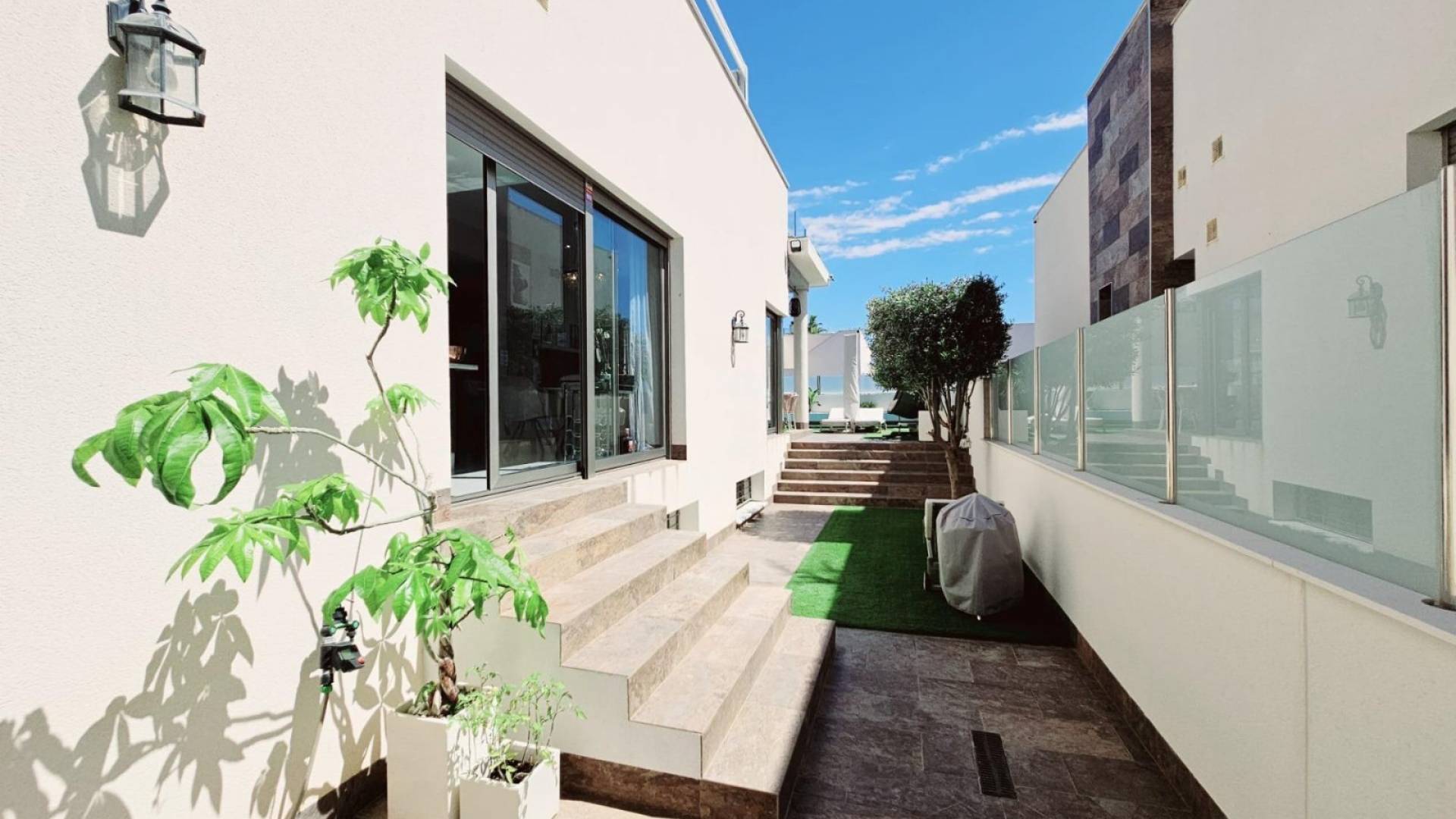 Gebraucht - Unabhängige Villa - Orihuela Costa - Villamartín-Las Filipinas