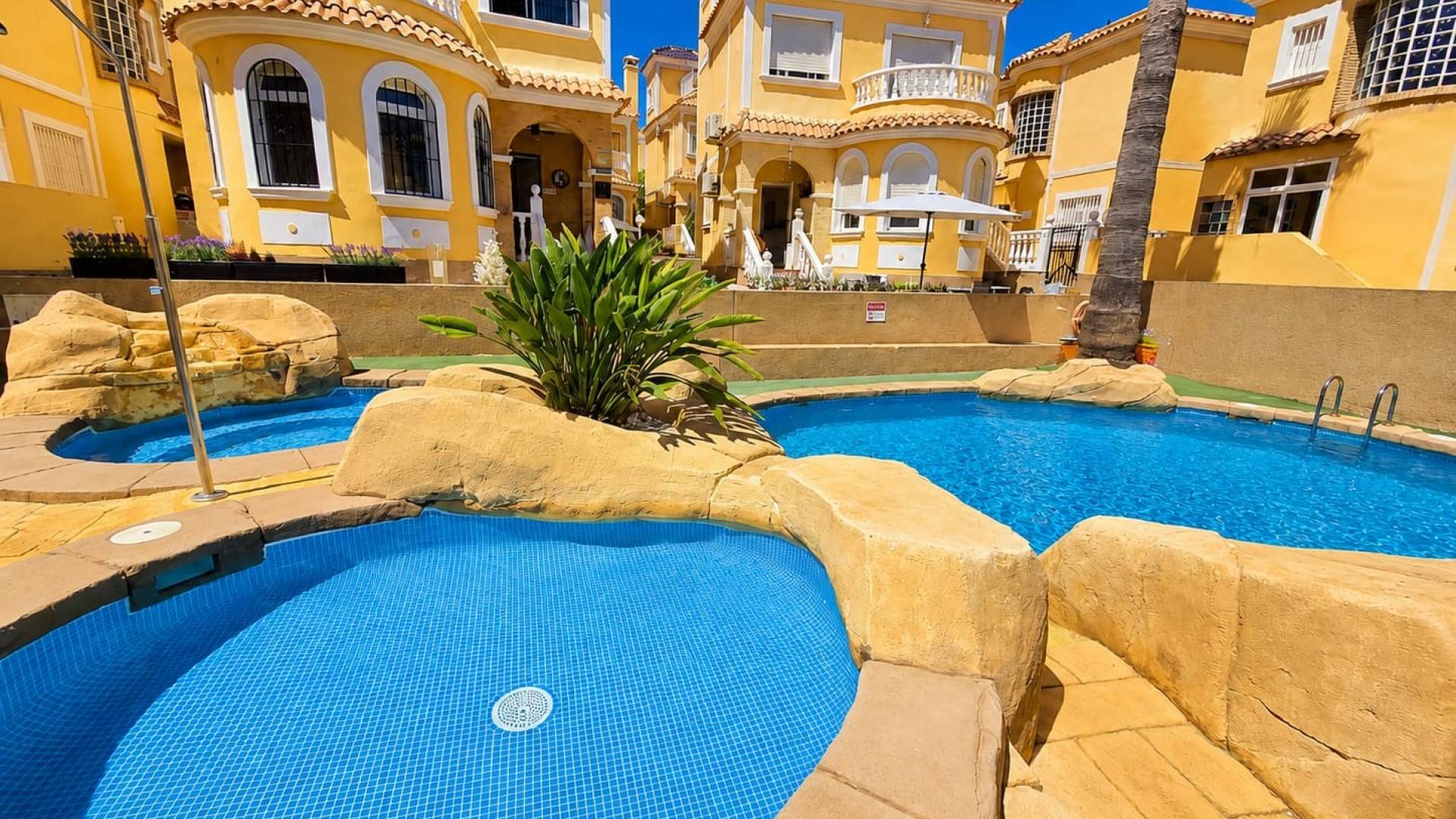Gebraucht - Unabhängige Villa - Orihuela Costa - Villamartin