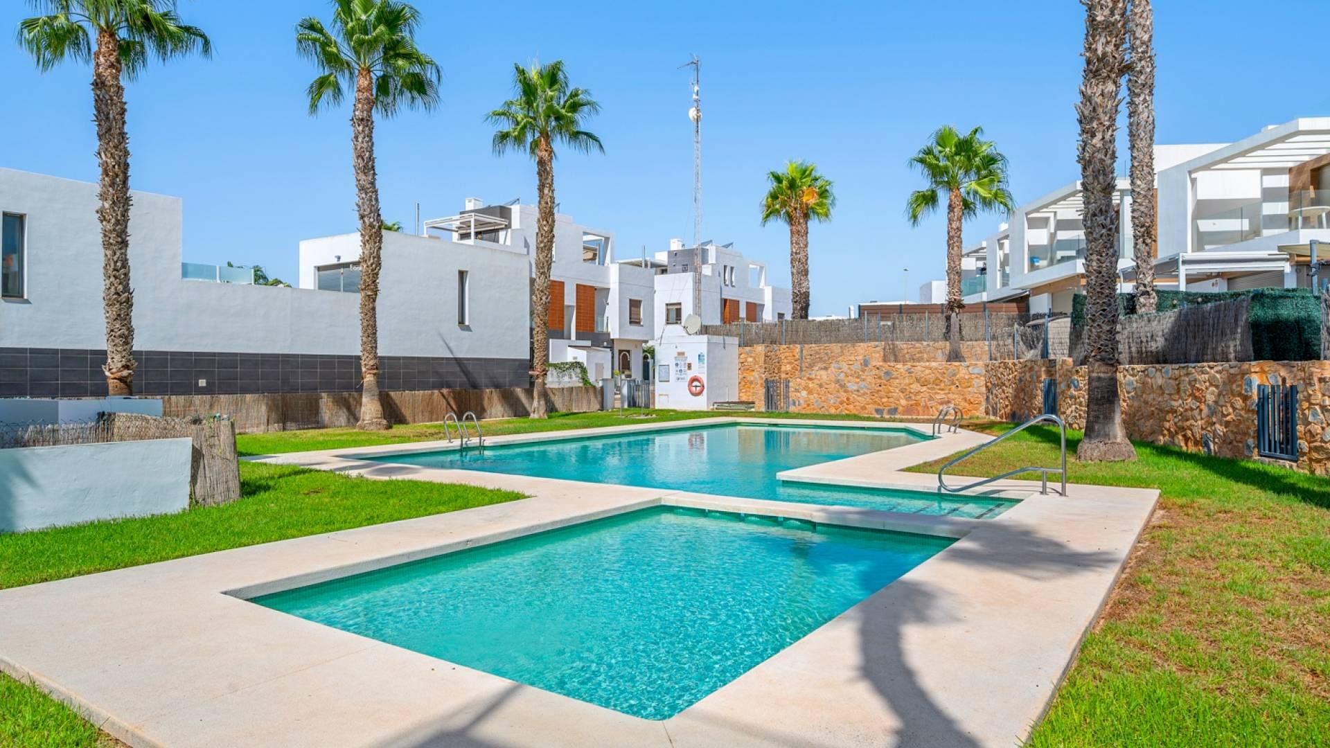 Gebraucht - Unabhängige Villa - Orihuela Costa - Villamartín