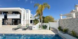 Gebraucht - Unabhängige Villa - Orihuela Costa - Villamartín