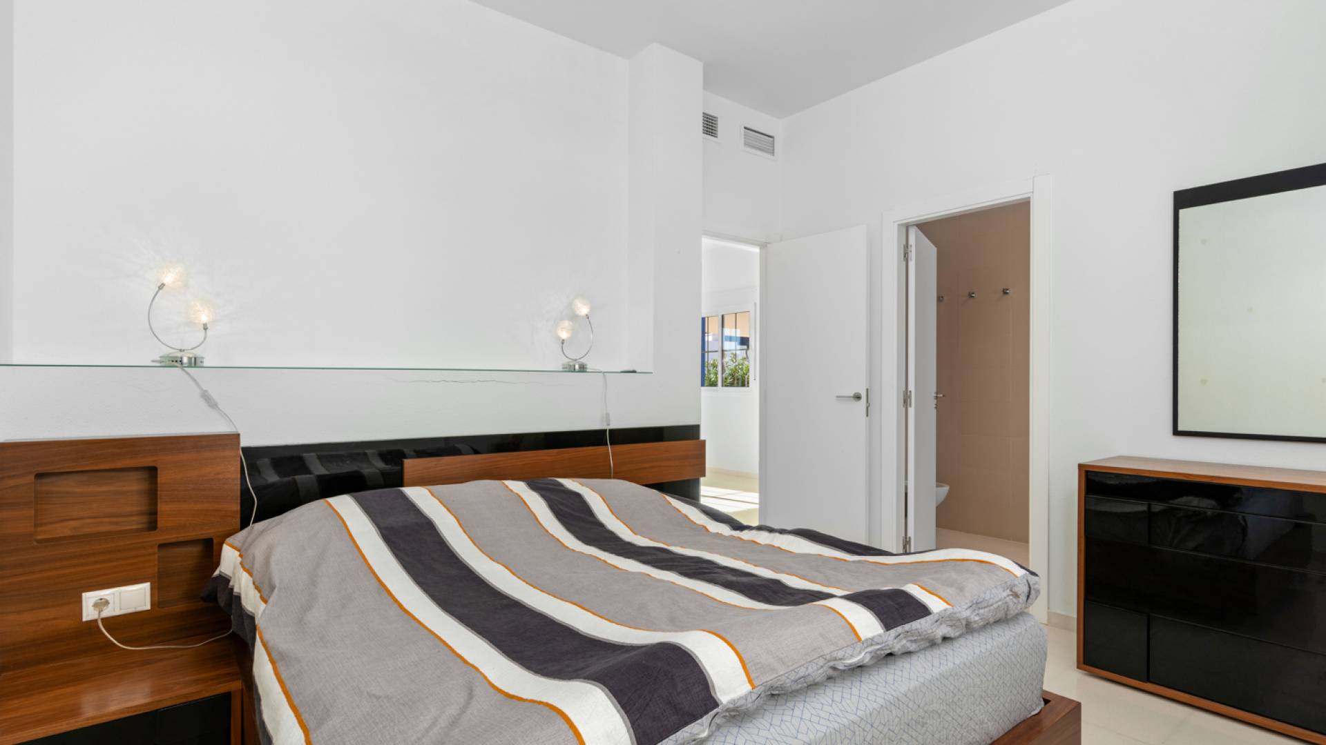 Gebraucht - Unabhängige Villa - San Fulgencio - Urbanización La Marina