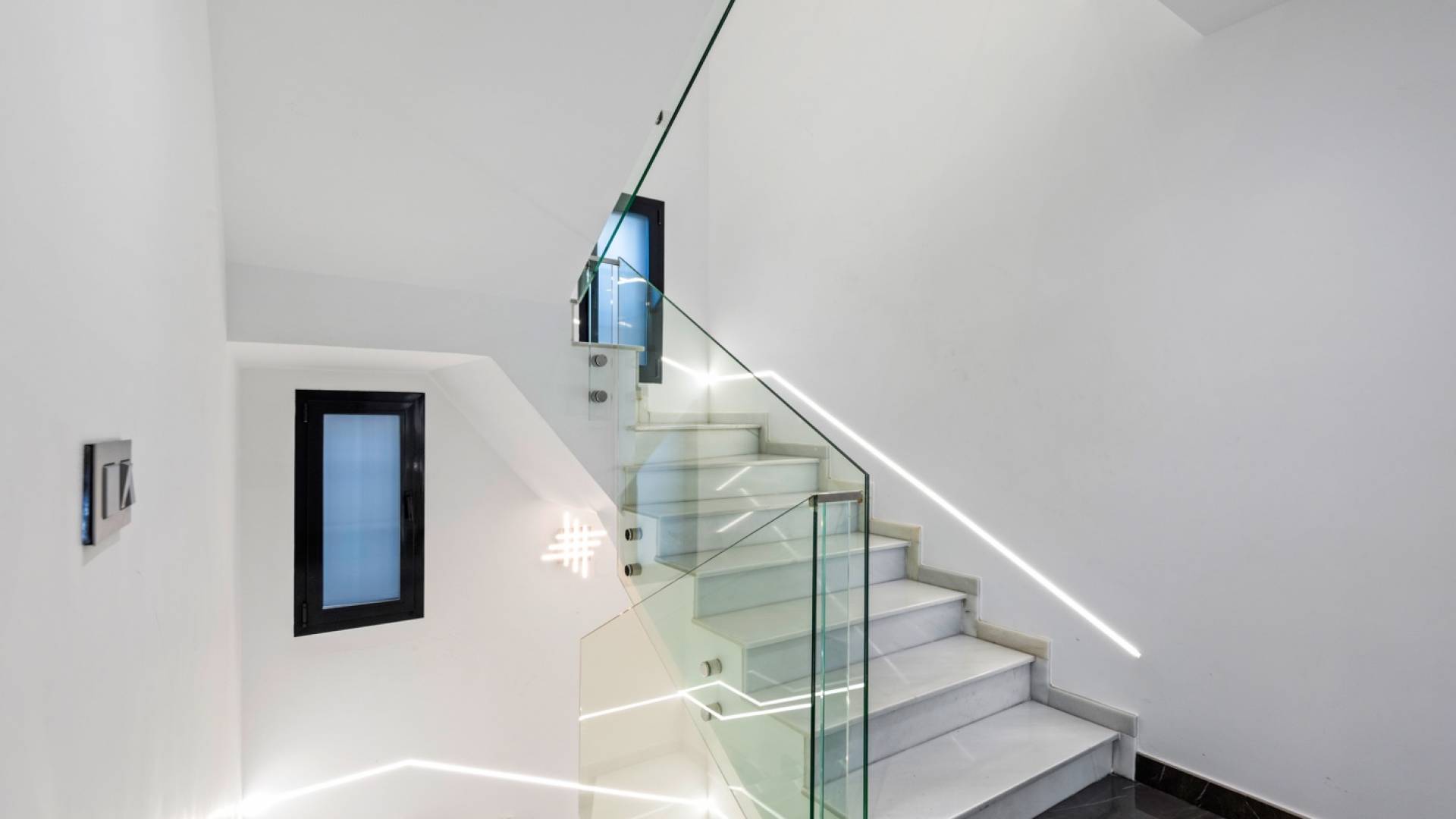 Gebraucht - Unabhängige Villa - San Juan Alicante - Frank Espinós