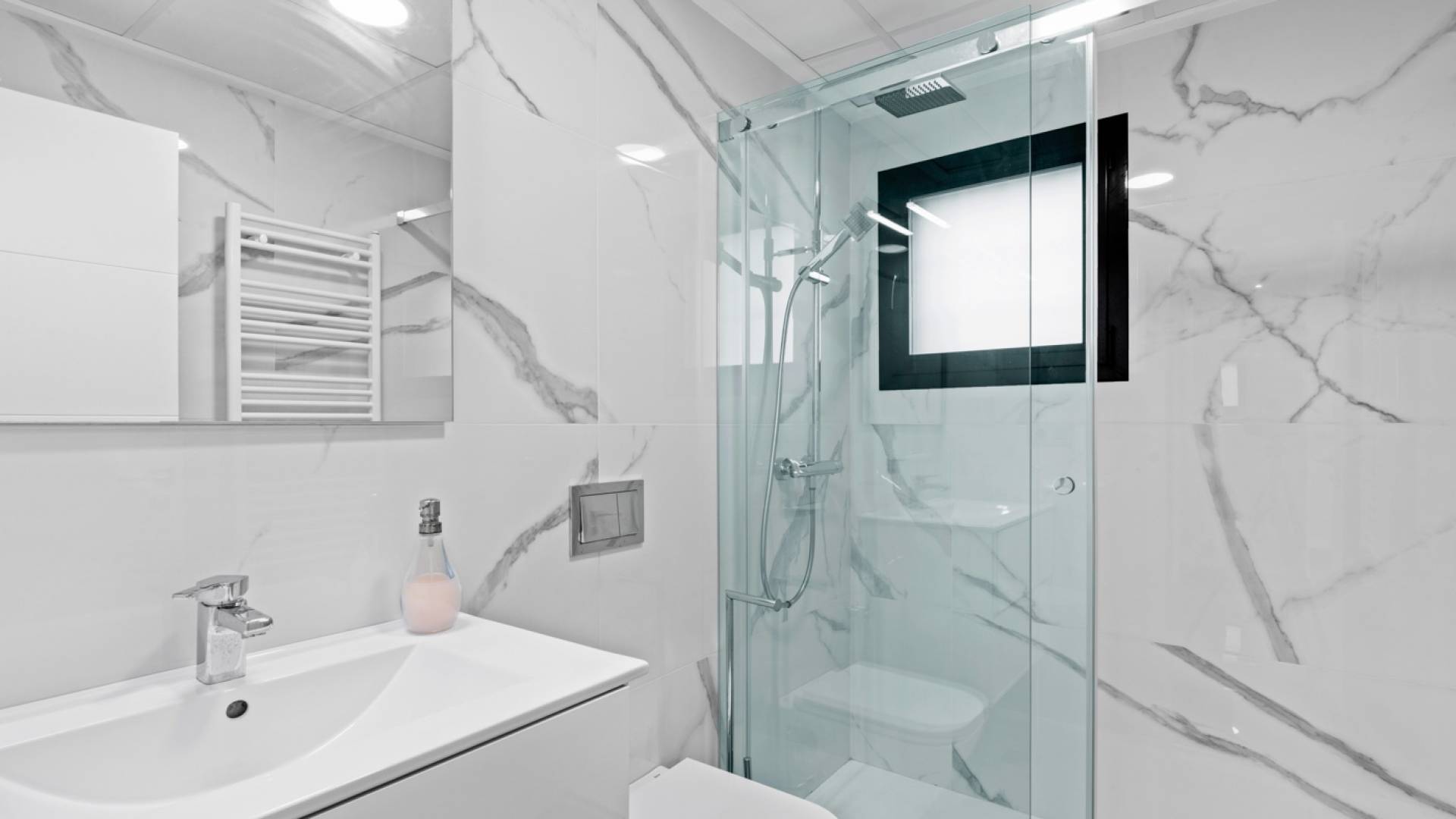 Gebraucht - Unabhängige Villa - San Juan Alicante - Frank Espinós