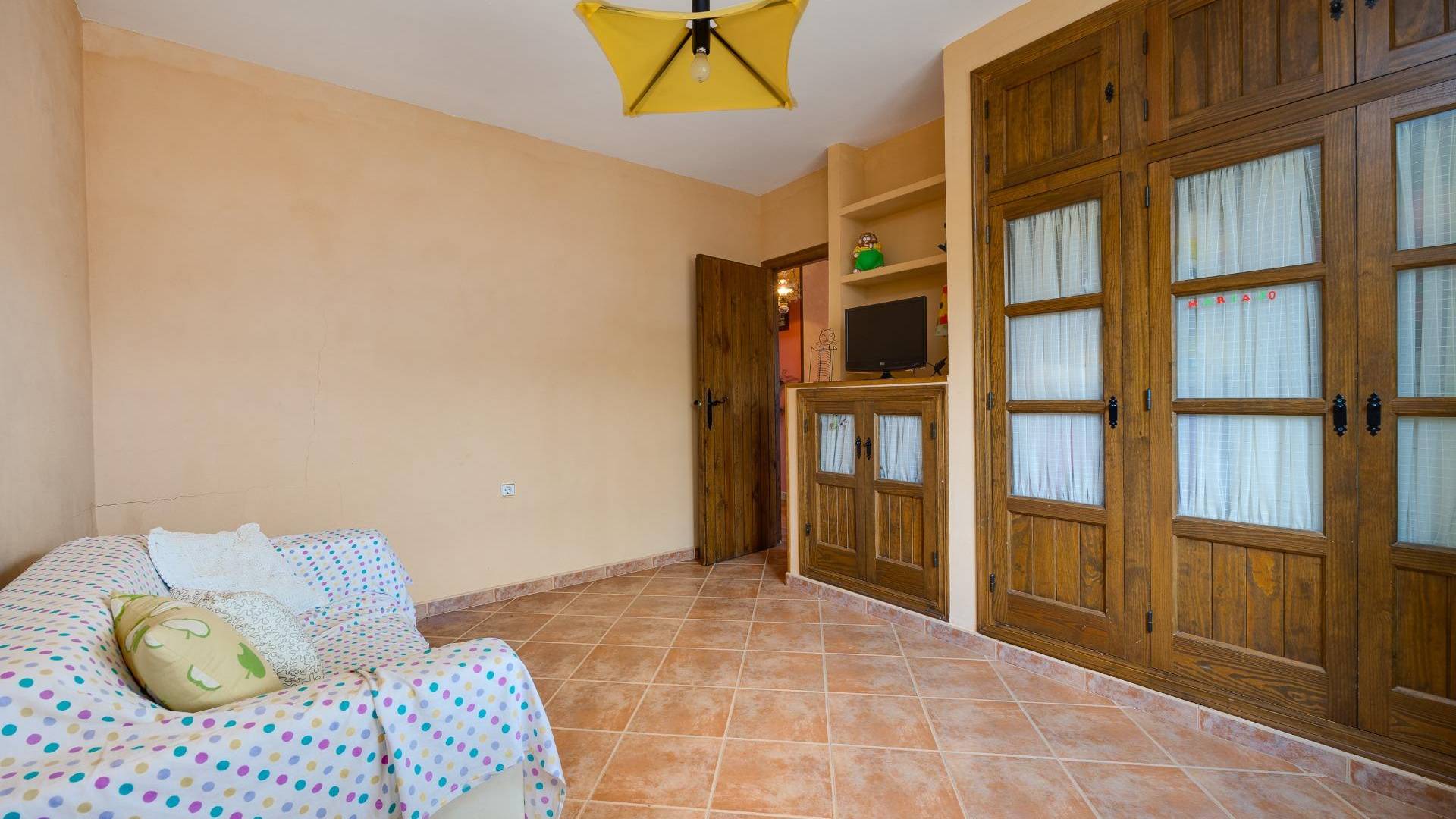 Gebraucht - Unabhängige Villa - San Miguel de Salinas - Ciudad de las comunicaciones