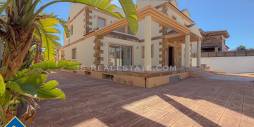 Gebraucht - Unabhängige Villa - Torrevieja - Aguas nuevas 2
