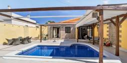 Gebraucht - Unabhängige Villa - Torrevieja - Aguas Nuevas
