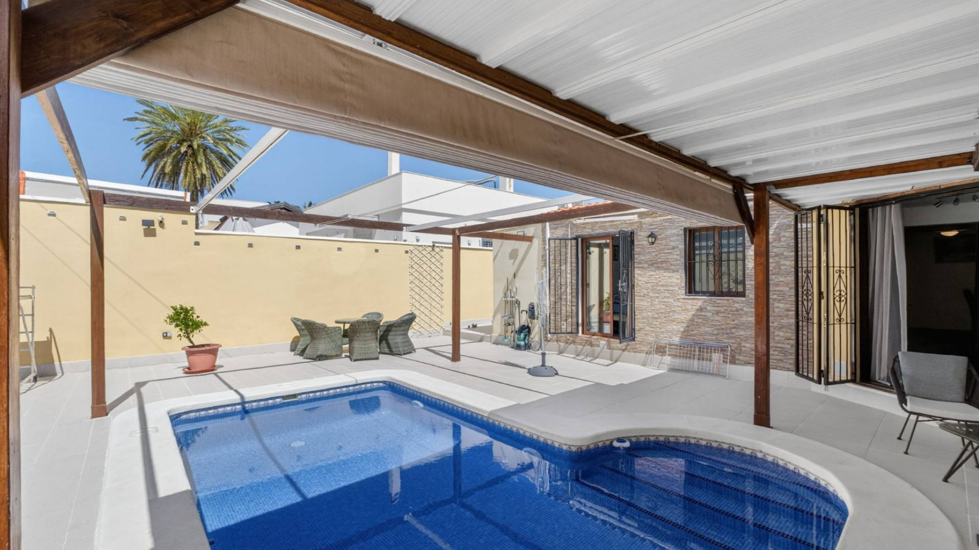 Gebraucht - Unabhängige Villa - Torrevieja - Aguas Nuevas