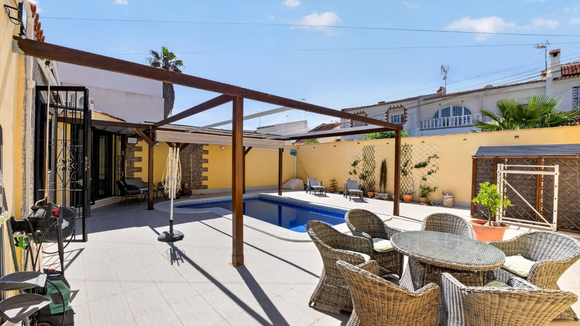 Gebraucht - Unabhängige Villa - Torrevieja - Aguas Nuevas