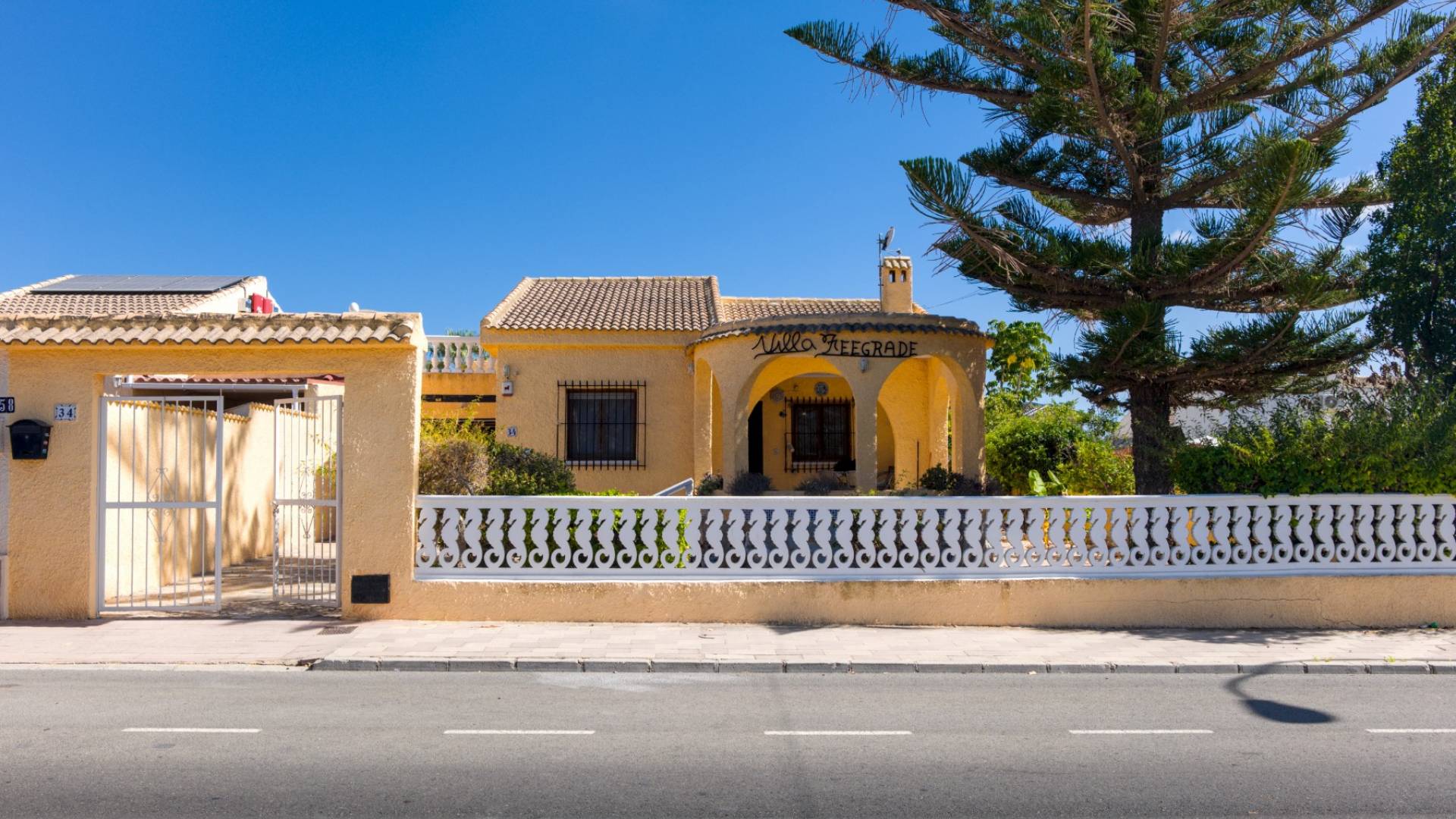 Gebraucht - Unabhängige Villa - Torrevieja - La Siesta