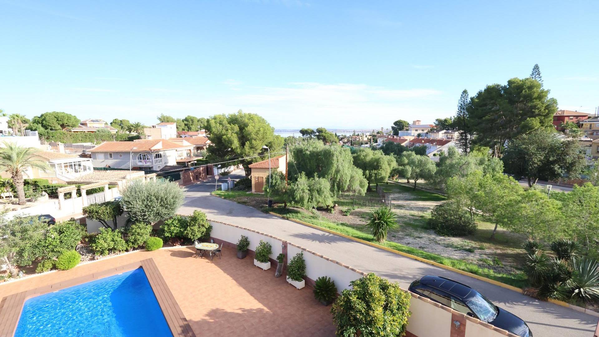 Gebraucht - Unabhängige Villa - Torrevieja - Los Balcones - Los Altos del Edén