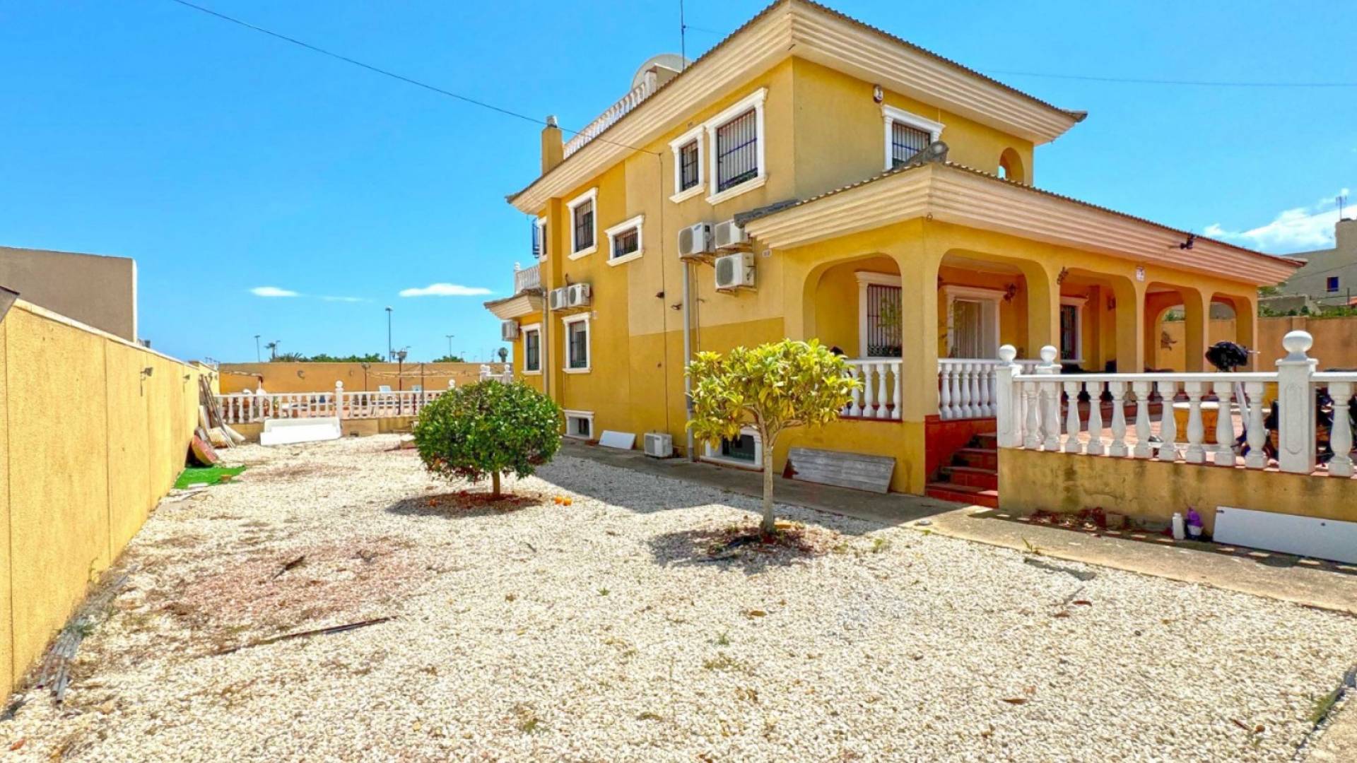 Gebraucht - Unabhängige Villa - Torrevieja - Los balcones