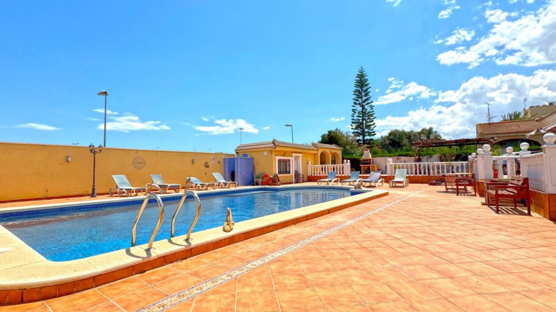Gebraucht - Unabhängige Villa - Torrevieja - Los balcones