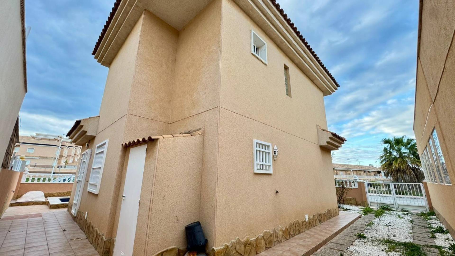 Gebraucht - Unabhängige Villa - Torrevieja - Los balcones