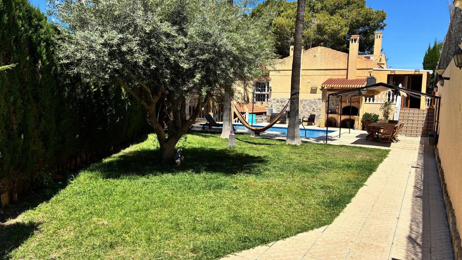 Gebraucht - Unabhängige Villa - Torrevieja - Los Balcones
