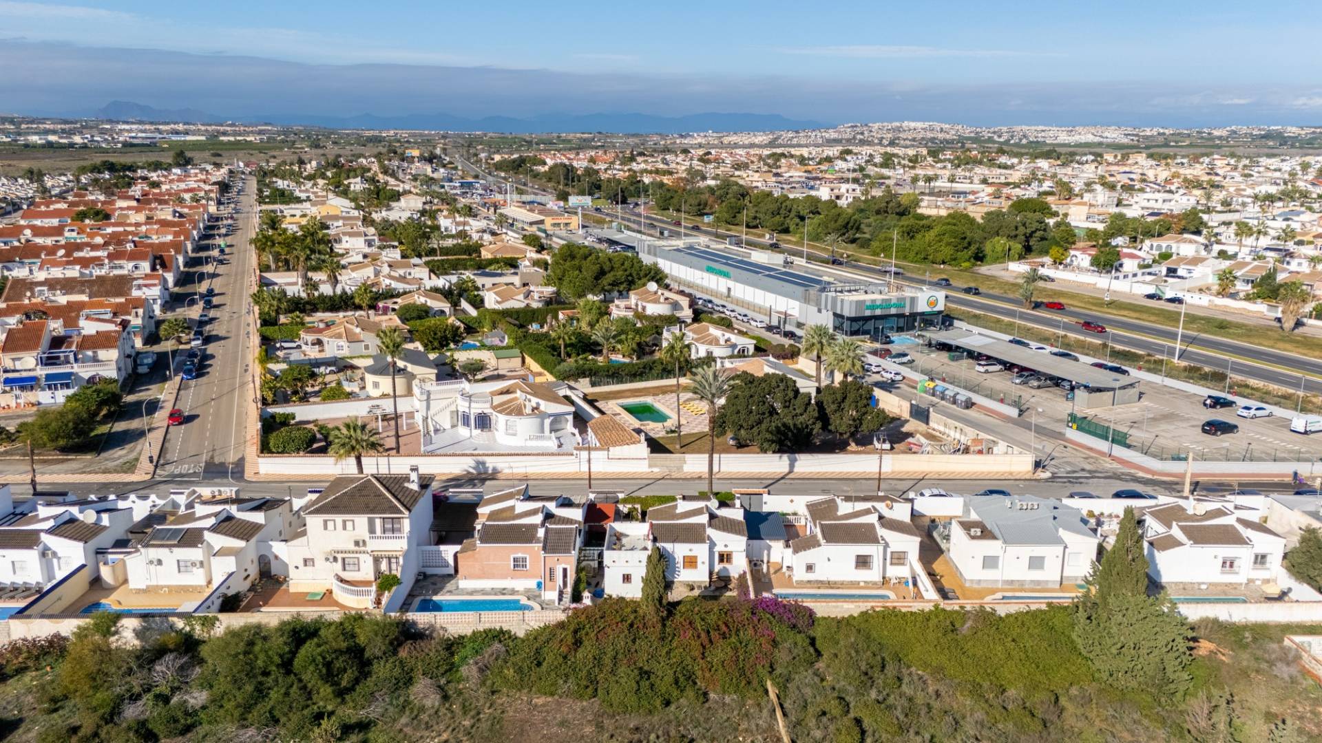 Gebraucht - Unabhängige Villa - Torrevieja - Urbanización San Luis