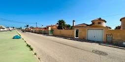 Gebraucht - Unabhängige Villa - Torrevieja - Urbanización San Luis