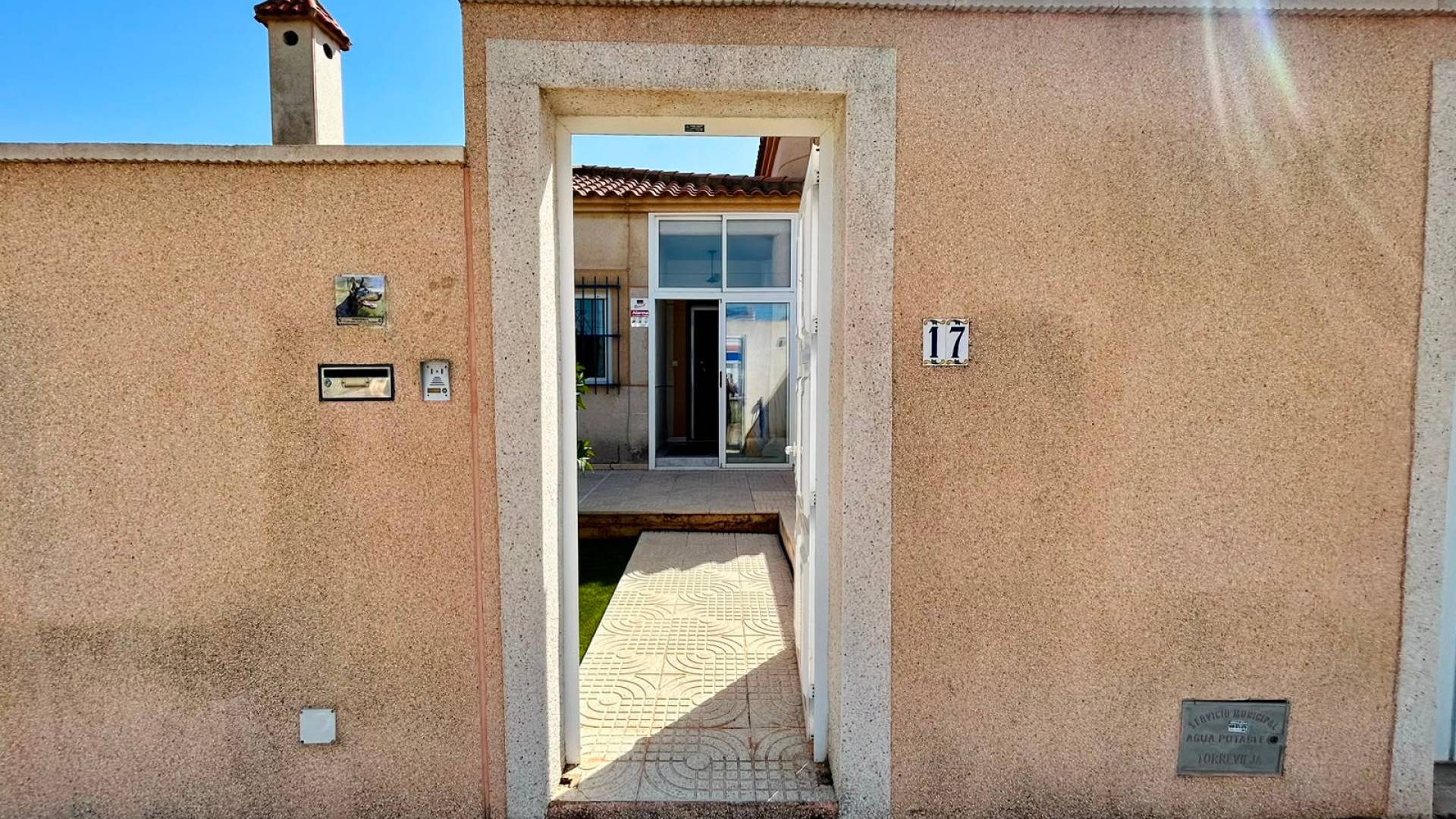 Gebraucht - Unabhängige Villa - Torrevieja - Urbanización San Luis