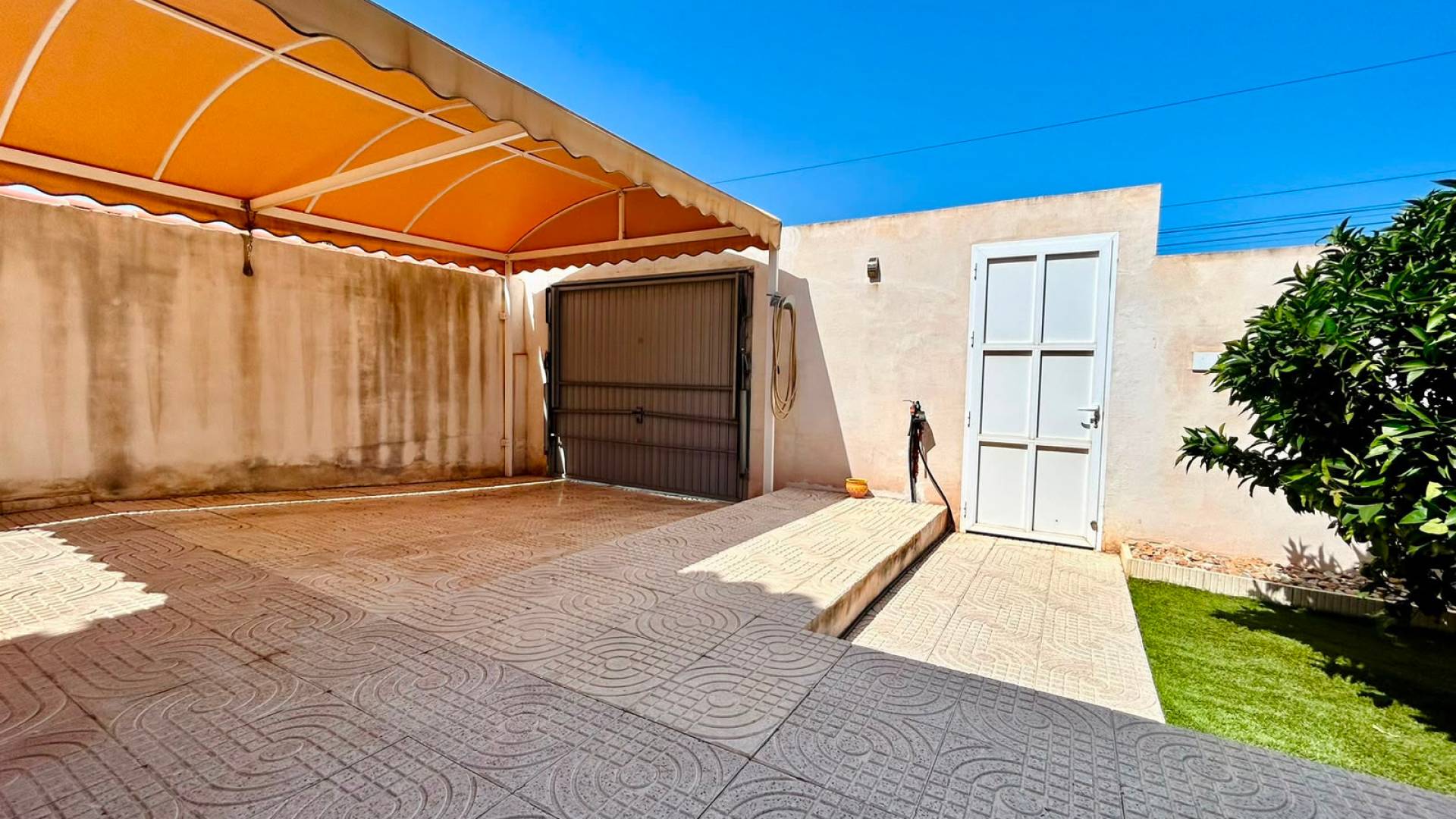 Gebraucht - Unabhängige Villa - Torrevieja - Urbanización San Luis