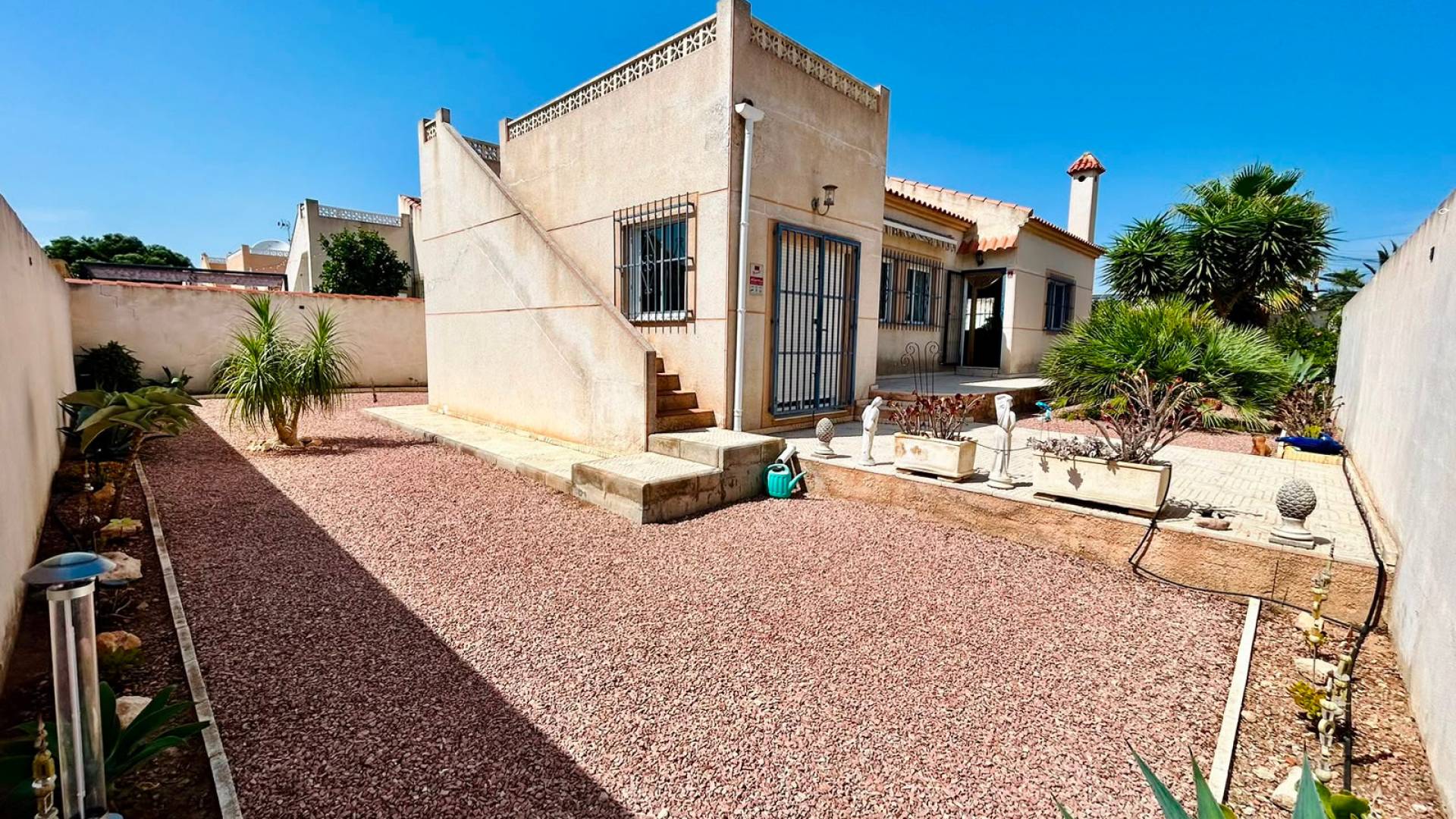 Gebraucht - Unabhängige Villa - Torrevieja - Urbanización San Luis