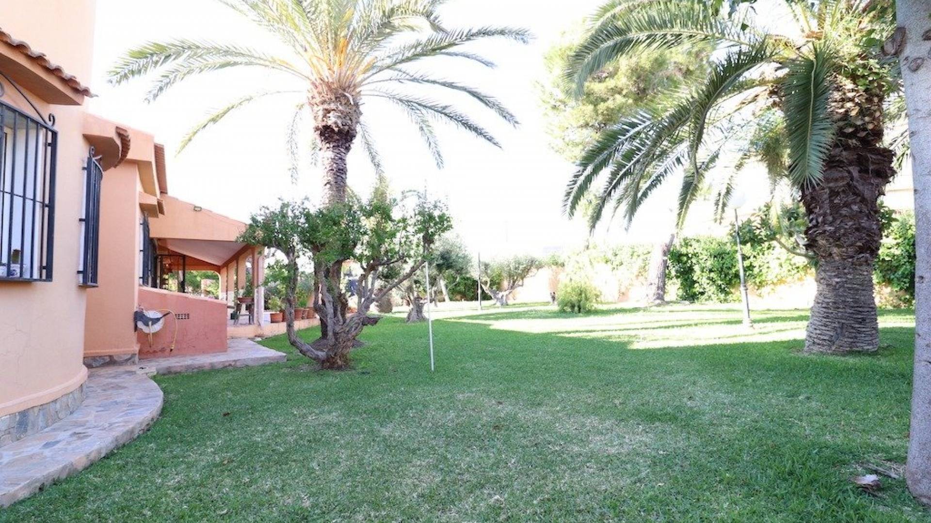 Gebraucht - Unabhängige Villa - Torrevieja - 