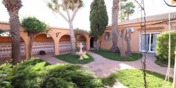 Gebraucht - Unabhängige Villa - Torrevieja - 