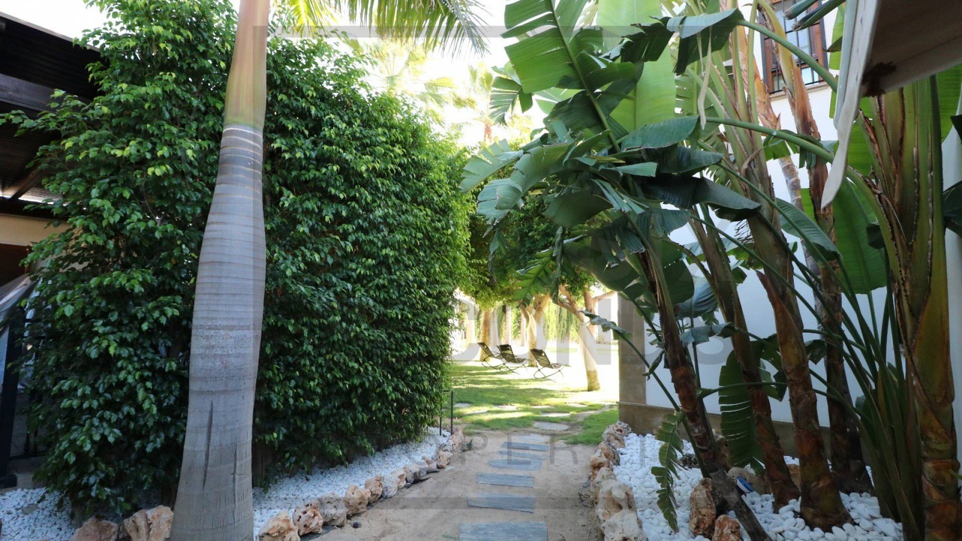 Gebraucht - Villa - Algorfa - La Finca Golf Resort