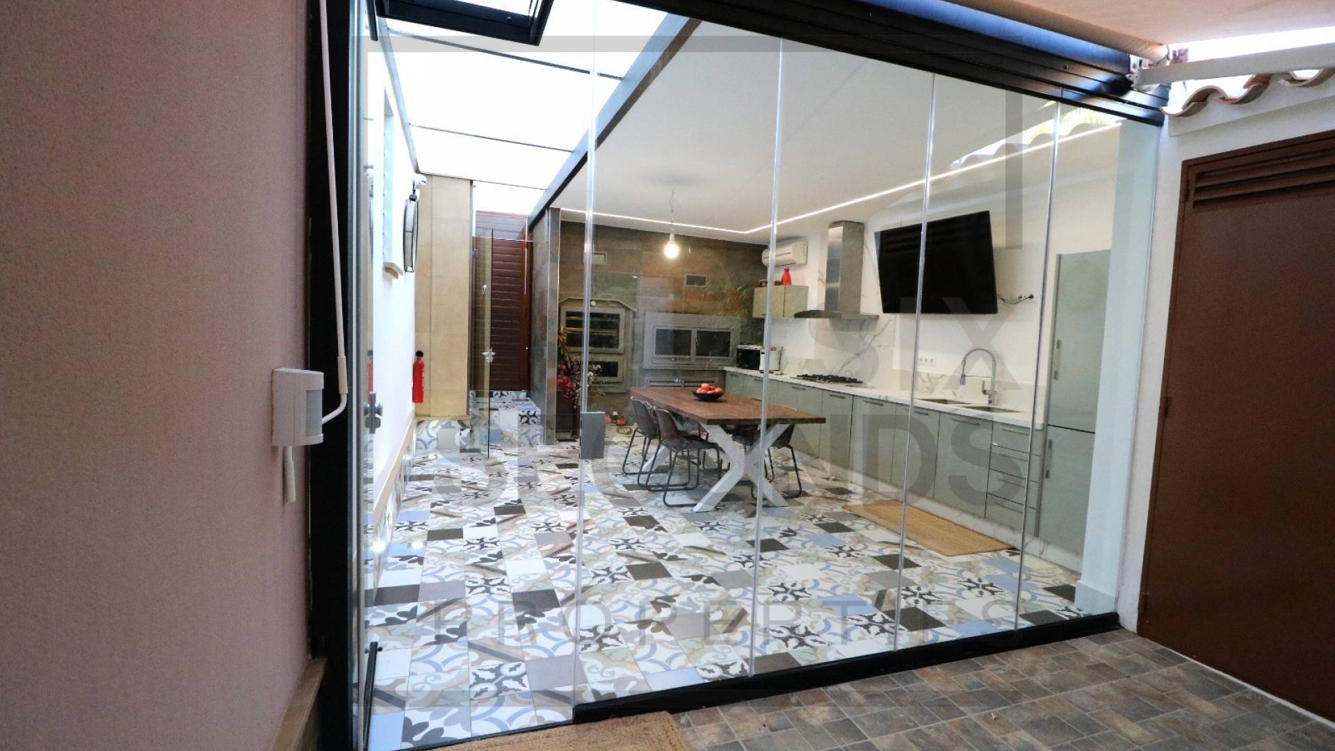 Gebraucht - Villa - Algorfa - La Finca Golf Resort