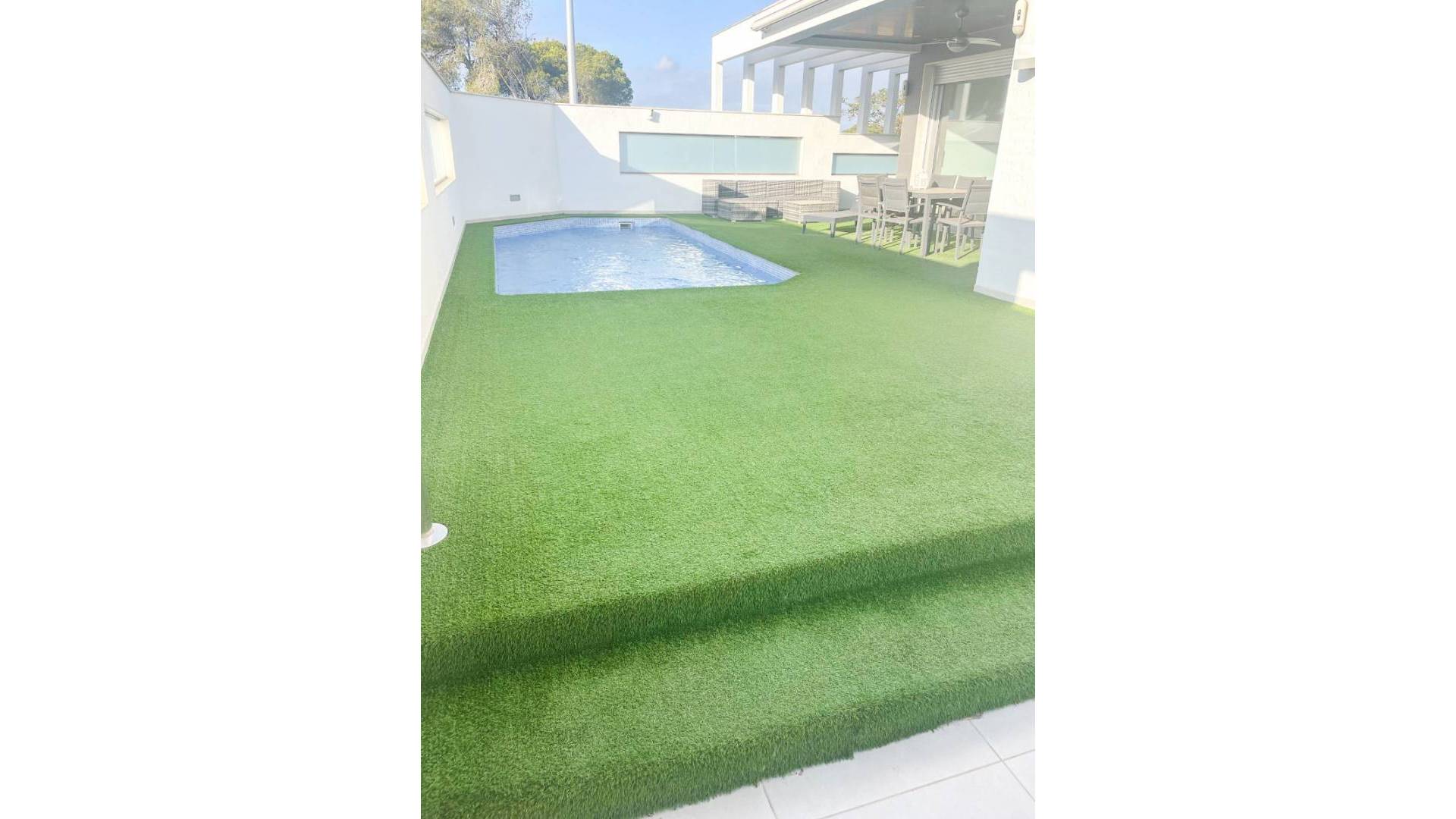 Gebraucht - Villa / Doppelhaushälfte - Orihuela Costa - Mil Palmeras