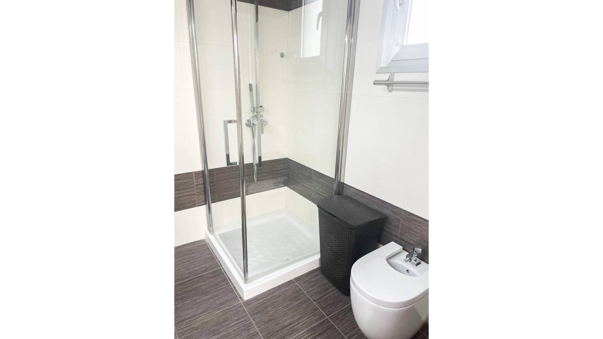 Gebraucht - Villa / Doppelhaushälfte - Orihuela Costa - Mil Palmeras