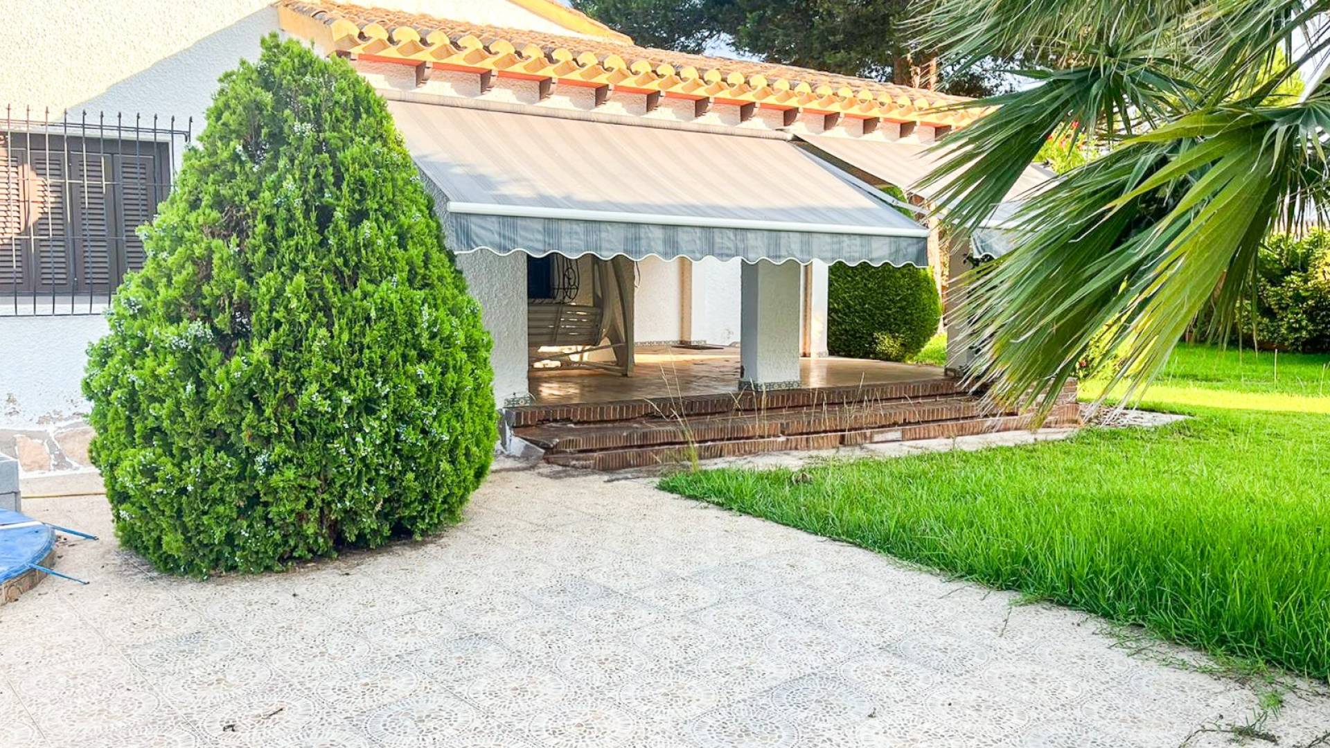 Gebraucht - Villa / Doppelhaushälfte - Orihuela Costa - Punta Prima