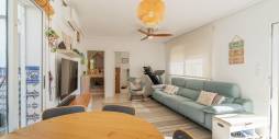 Gebraucht - Villa / Doppelhaushälfte - Orihuela Costa - Punta Prima