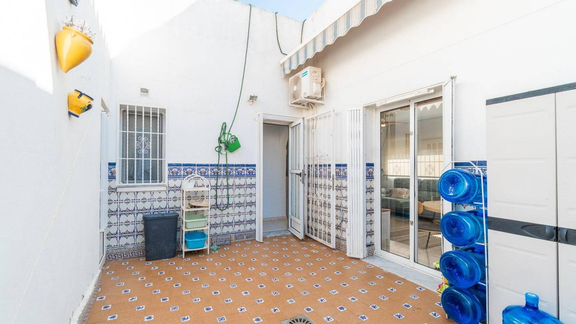 Gebraucht - Villa / Doppelhaushälfte - Orihuela Costa - Punta Prima