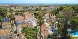 Gebraucht - Villa / Doppelhaushälfte - Orihuela Costa - Villamartín