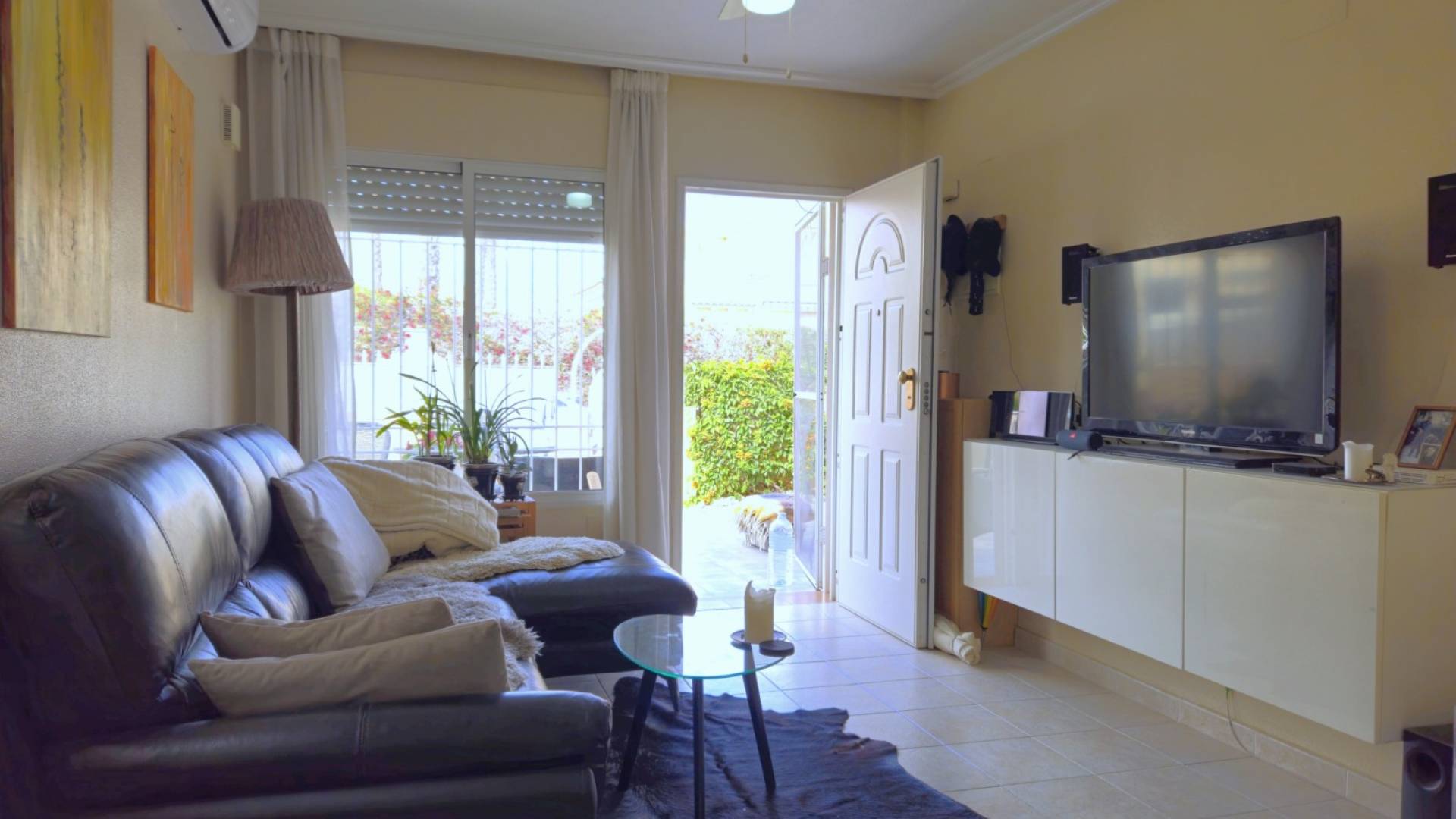 Gebraucht - Villa / Doppelhaushälfte - Orihuela Costa - Villamartín