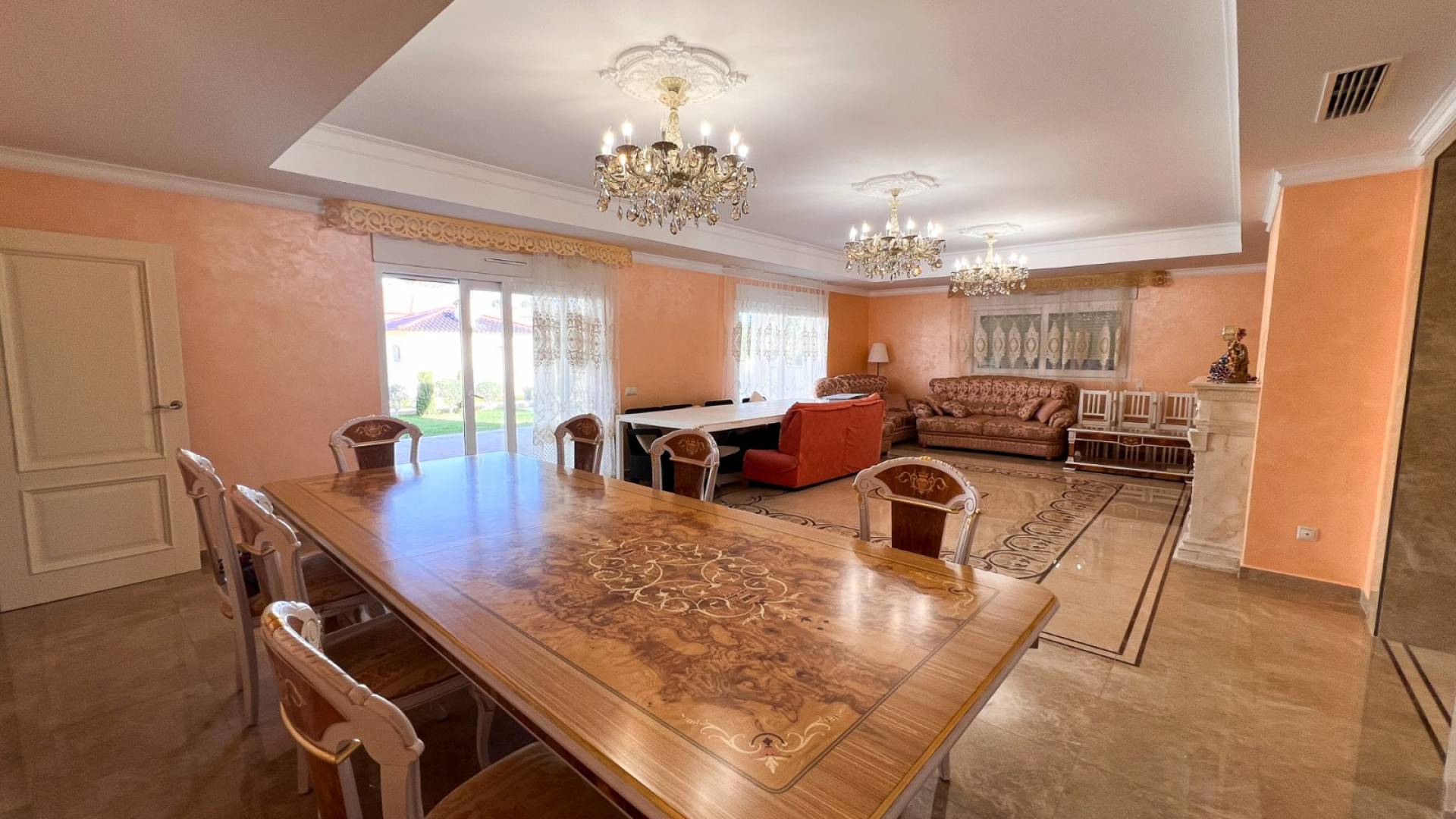 Gebraucht - Villa - freistehend - Orihuela Costa