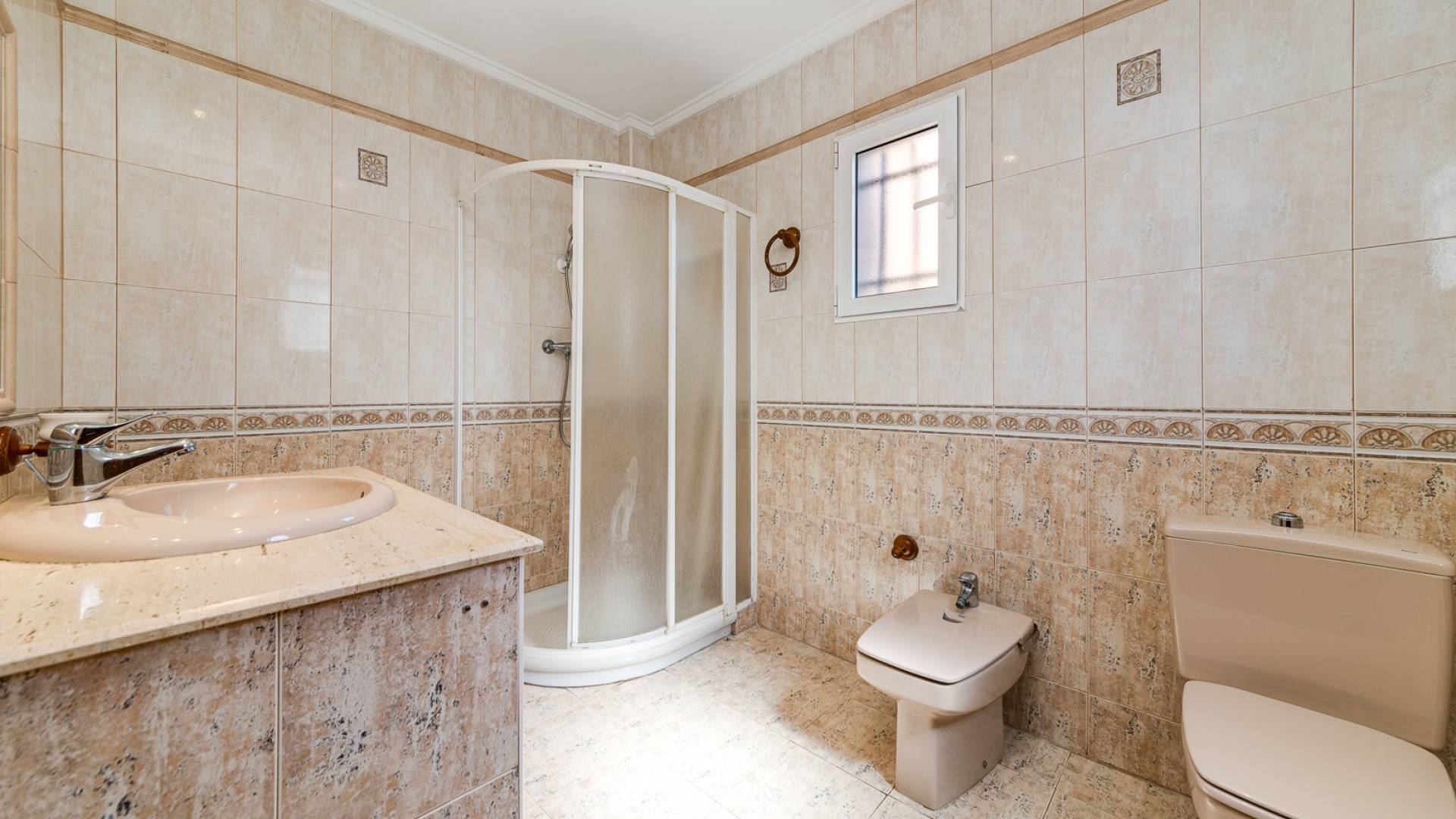 Gebraucht - Villa - freistehend - Torrevieja - La Mata