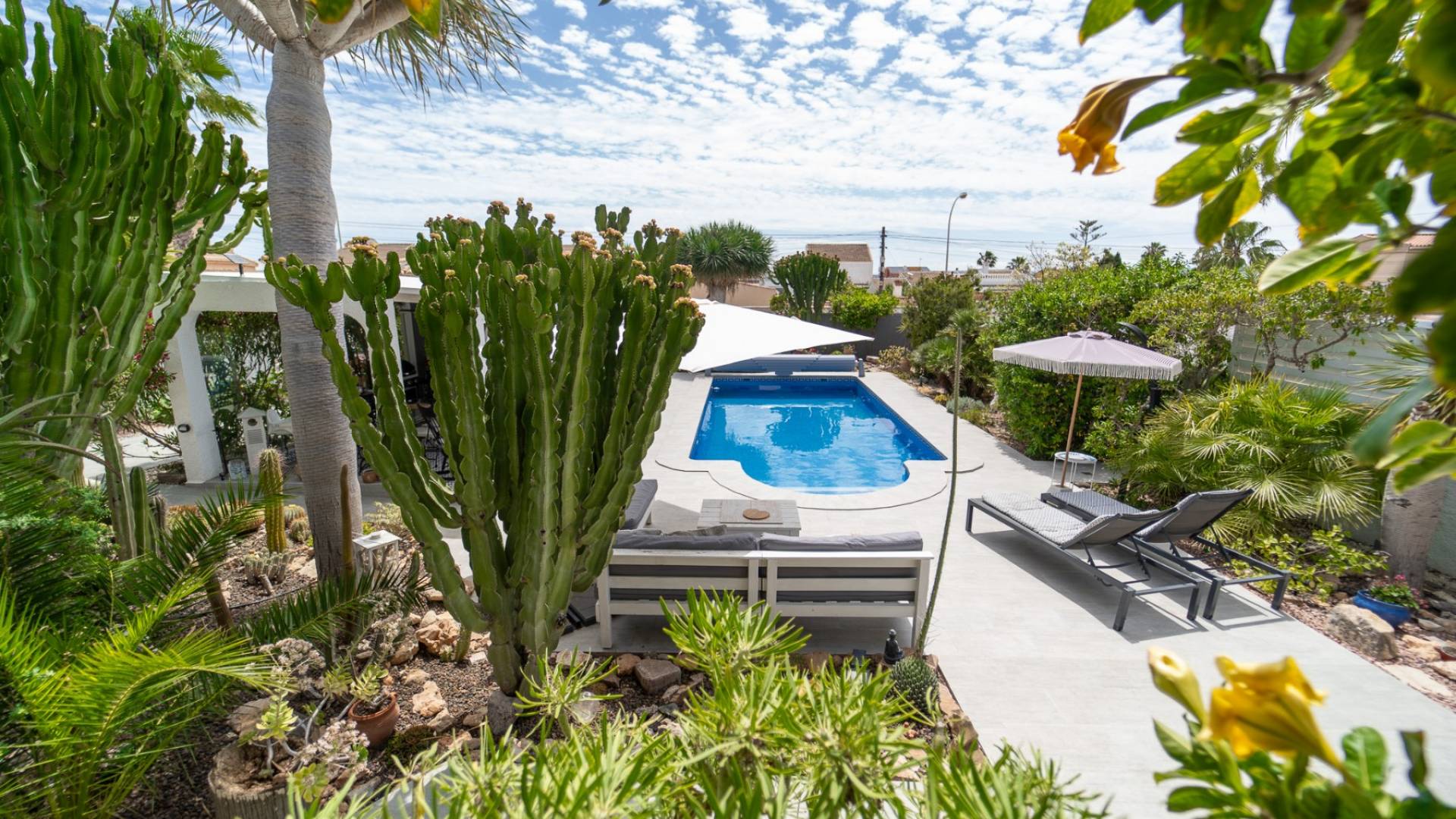 Gebraucht - Villa - freistehend - Torrevieja - La Siesta - El Salado - Torreta